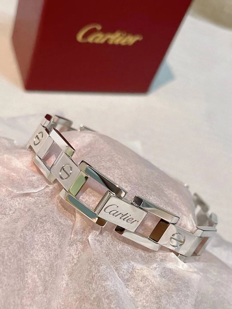 卡地亚手链 卡地亚坦克手链,超有质感的一款男士手链