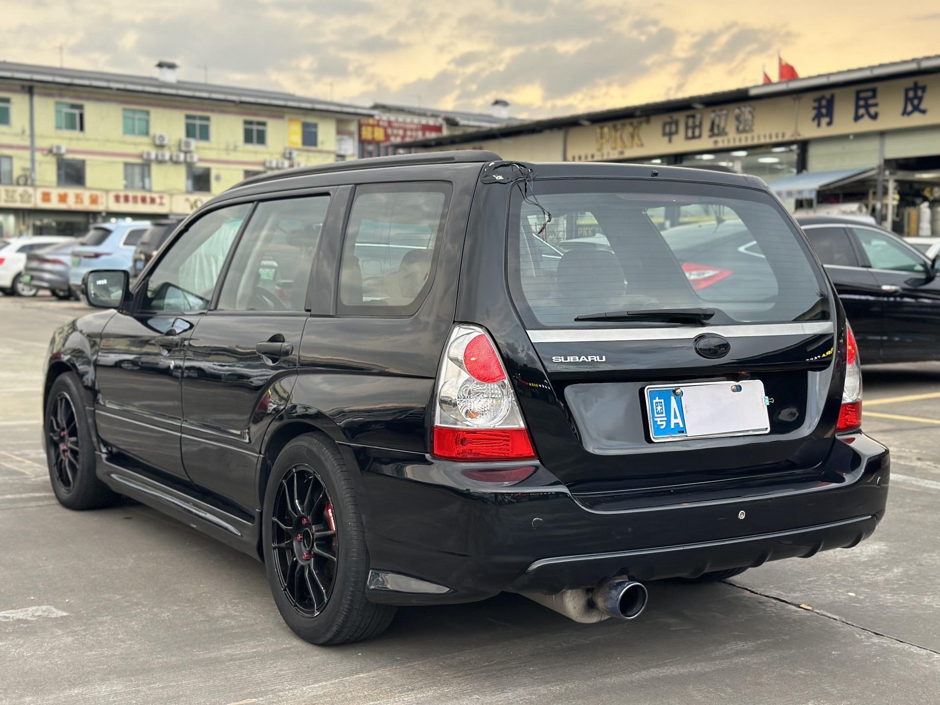 3底担   陨秩藄g 北美版本森林人sg9后尾门awd斯巴鲁香港