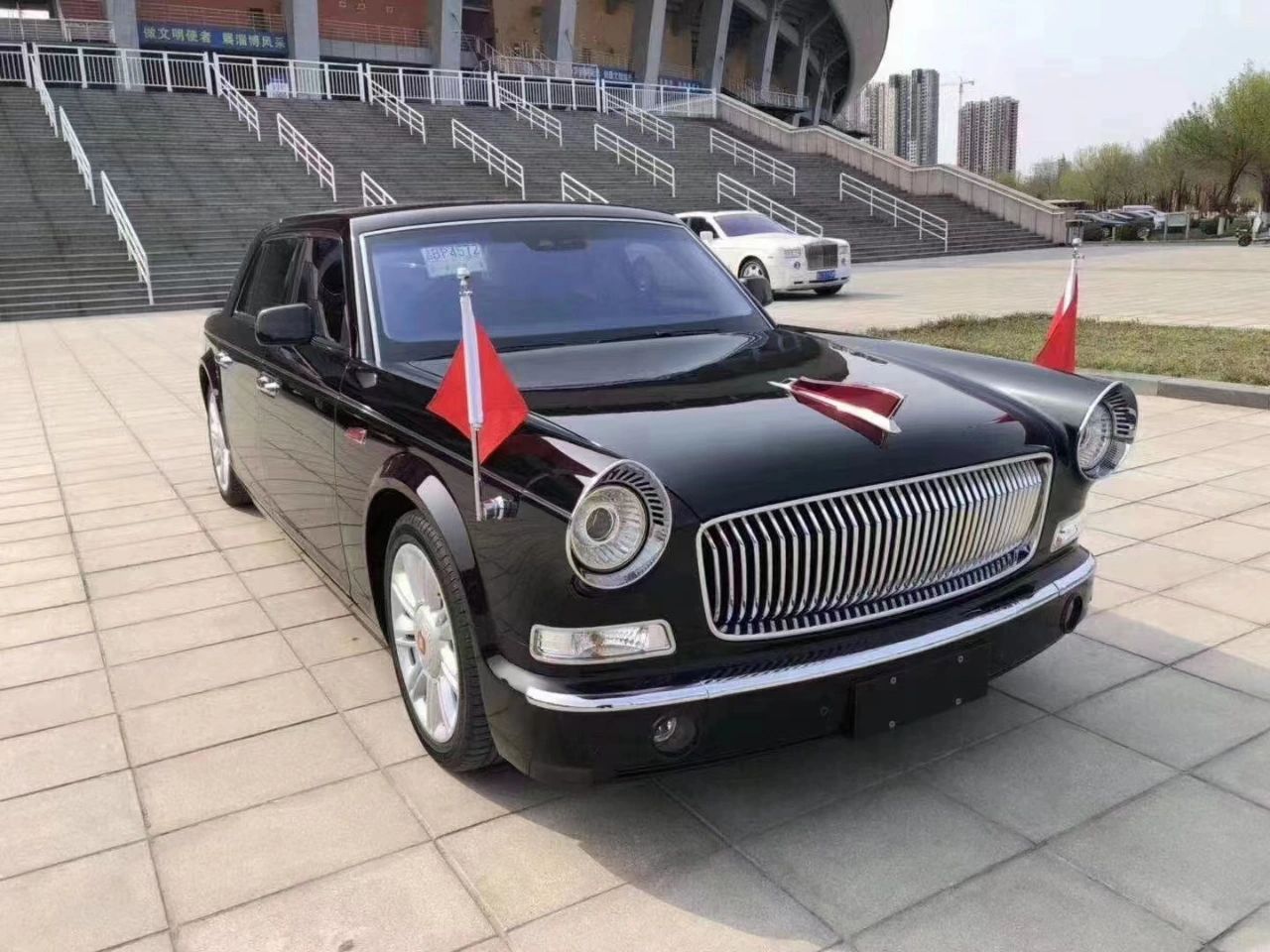 出售一台红旗l5 2020年上牌,红内饰红旗l5 车架号000009 1.