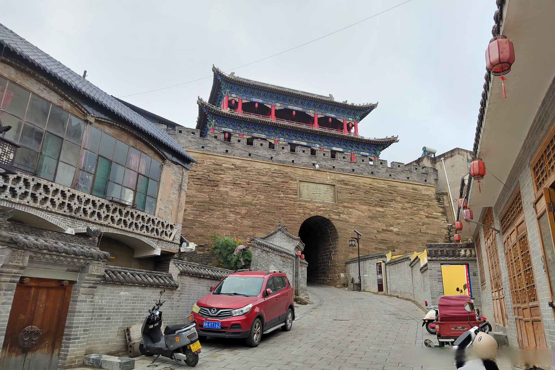 绥德县位于陕西省榆林市东南部,设立于金正大三年(1226),名称取自"绥