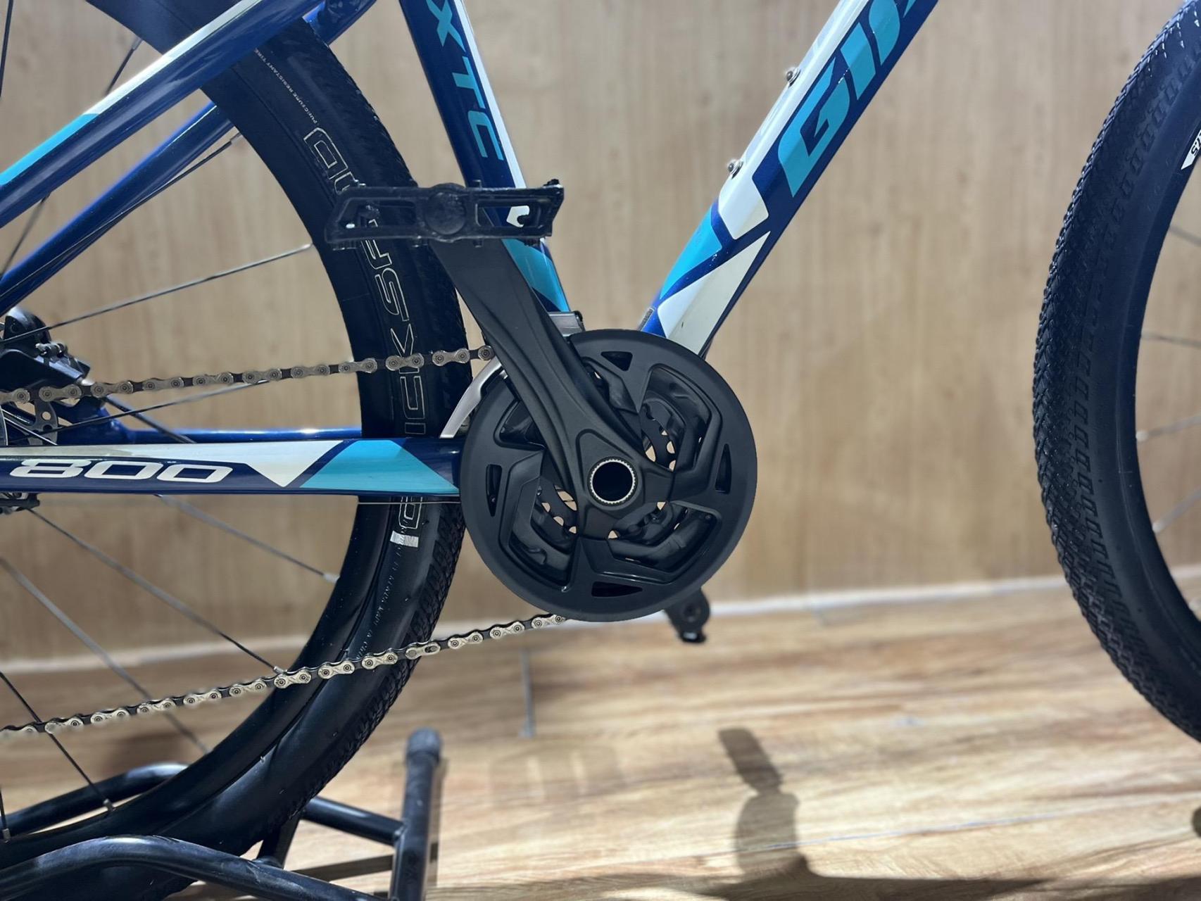 捷安特xtc800 s码 适合身高160cm -180cm骑 30速 线控可锁死前叉 油压