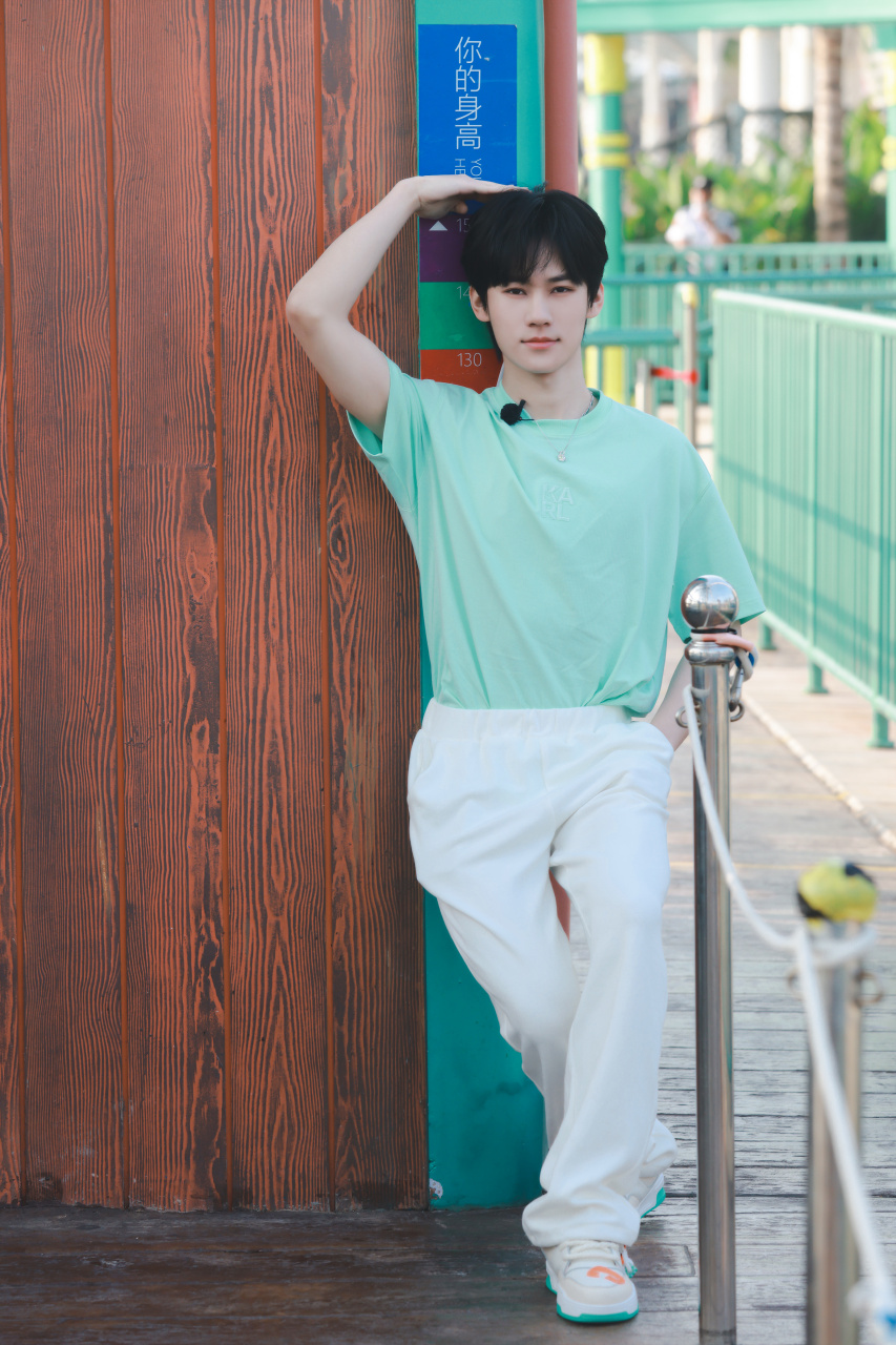 时代少年团# 时代少年团旅游日常vlog《时代夏令营2》 花絮照掉落