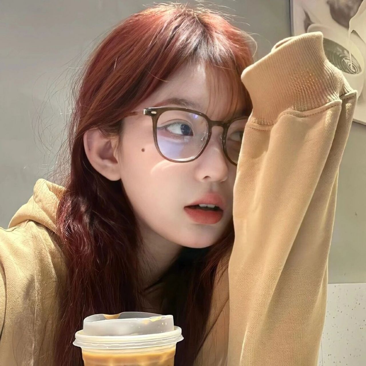 女生头像57|头像分享 "平凡且认真的生活总会变得可爱"