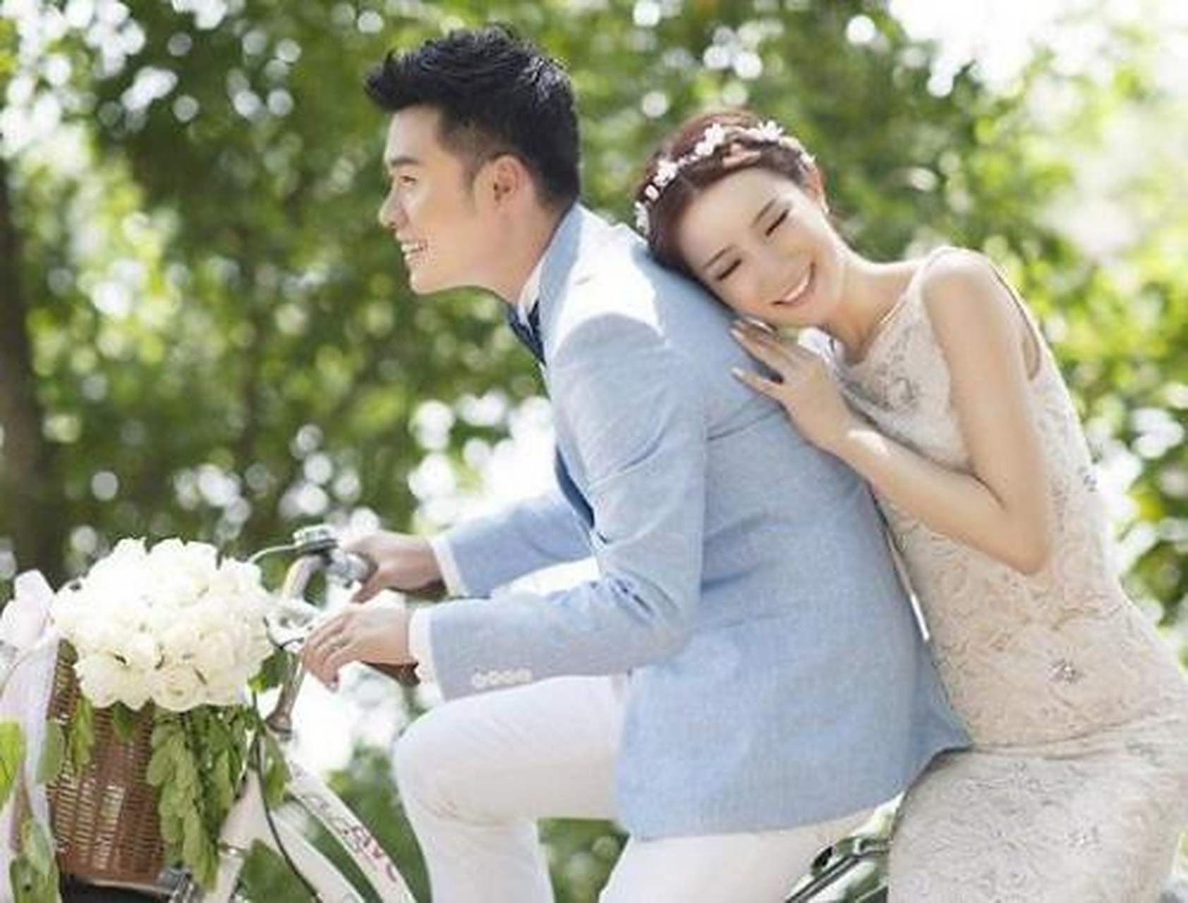 宝哥结婚了,老婆是个41岁的二婚女!