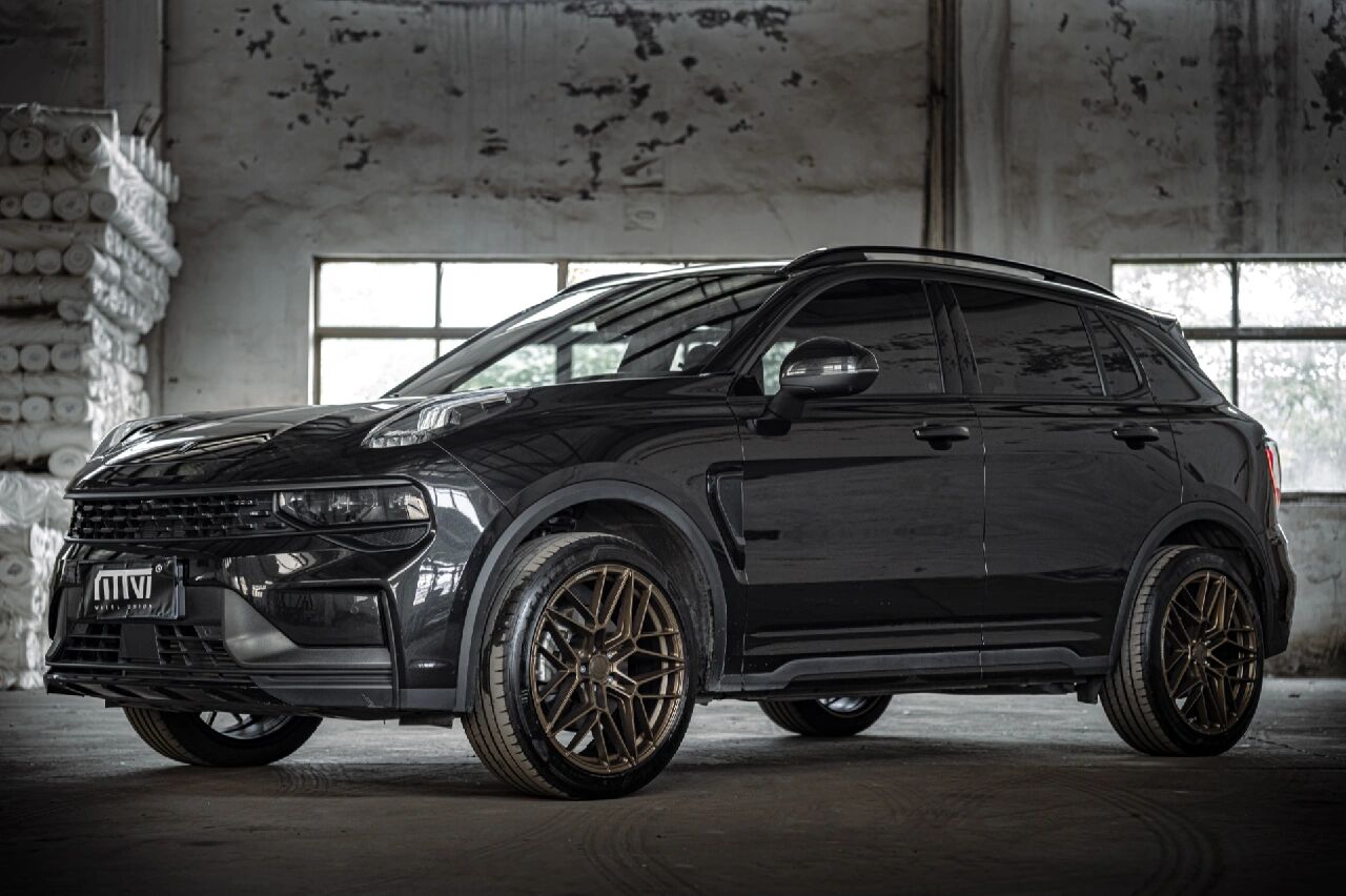 领克01|改装案例和指南分享 作为一个职业改轮毂选手,听说里写攻略会