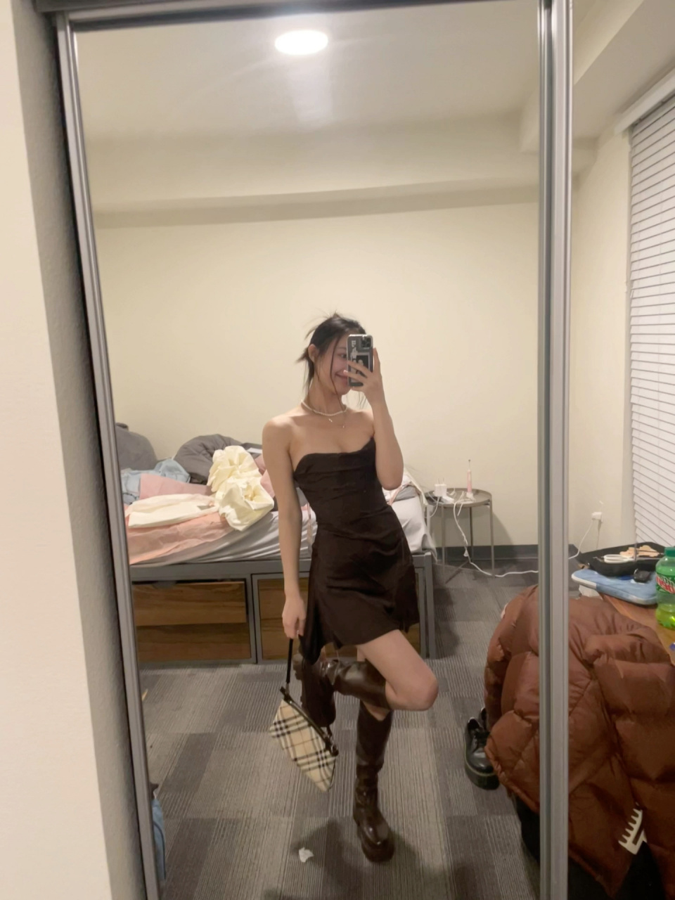 house of cb0807 好吧果然是houseofcb 吃点饭应该就无法呼吸了