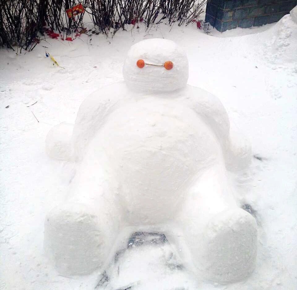 威海大白雪人图片