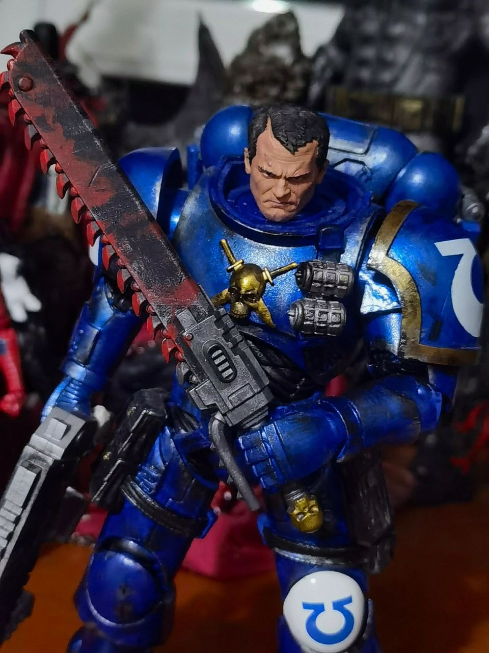 麦克法兰战锤40k泰图斯 麦克法兰战锤恐虐神选泰图斯头雕白模上色