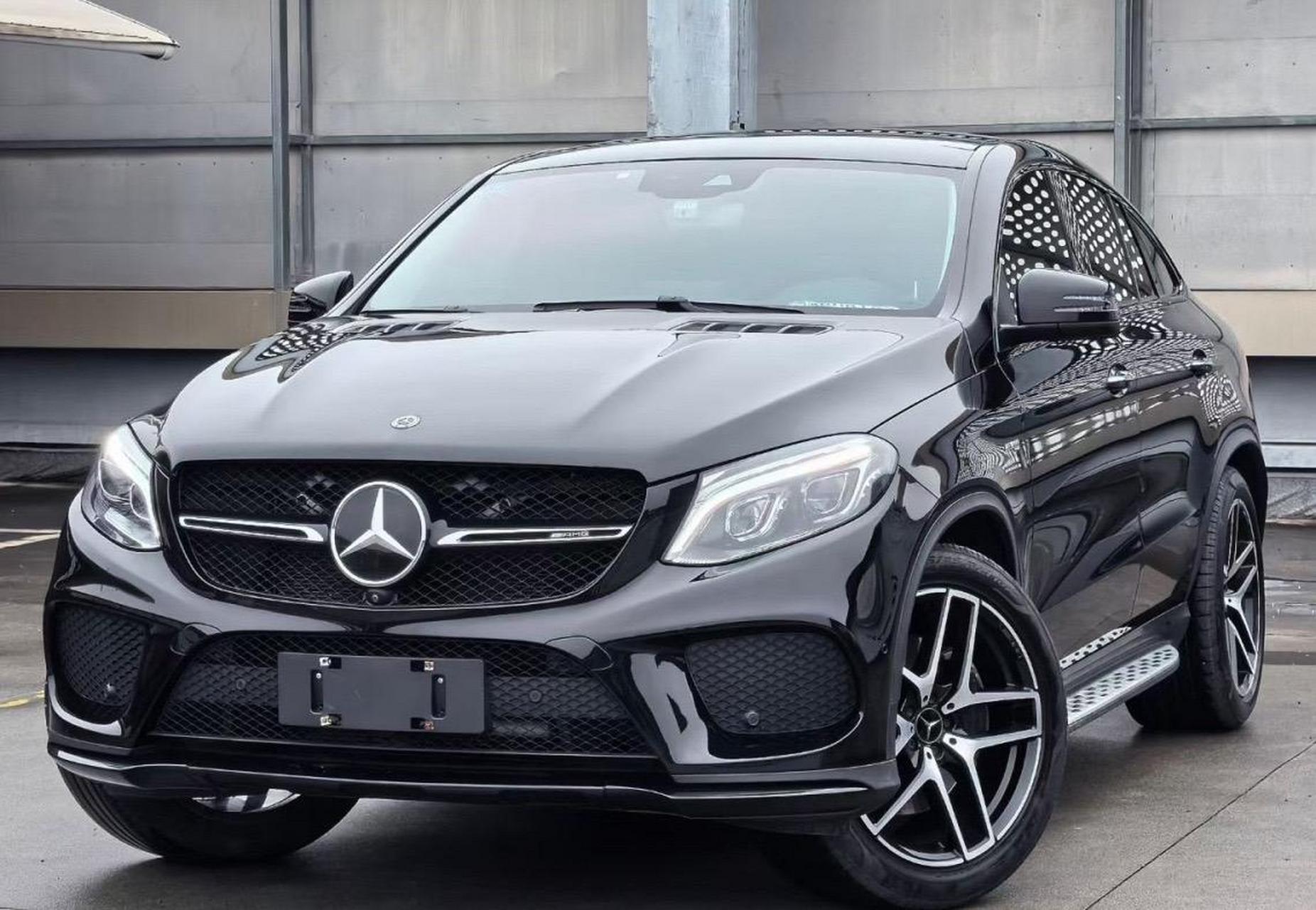 奔驰gle43amg 售价:38万元(还价不多) 上牌日期:2018年1月 车辆车型