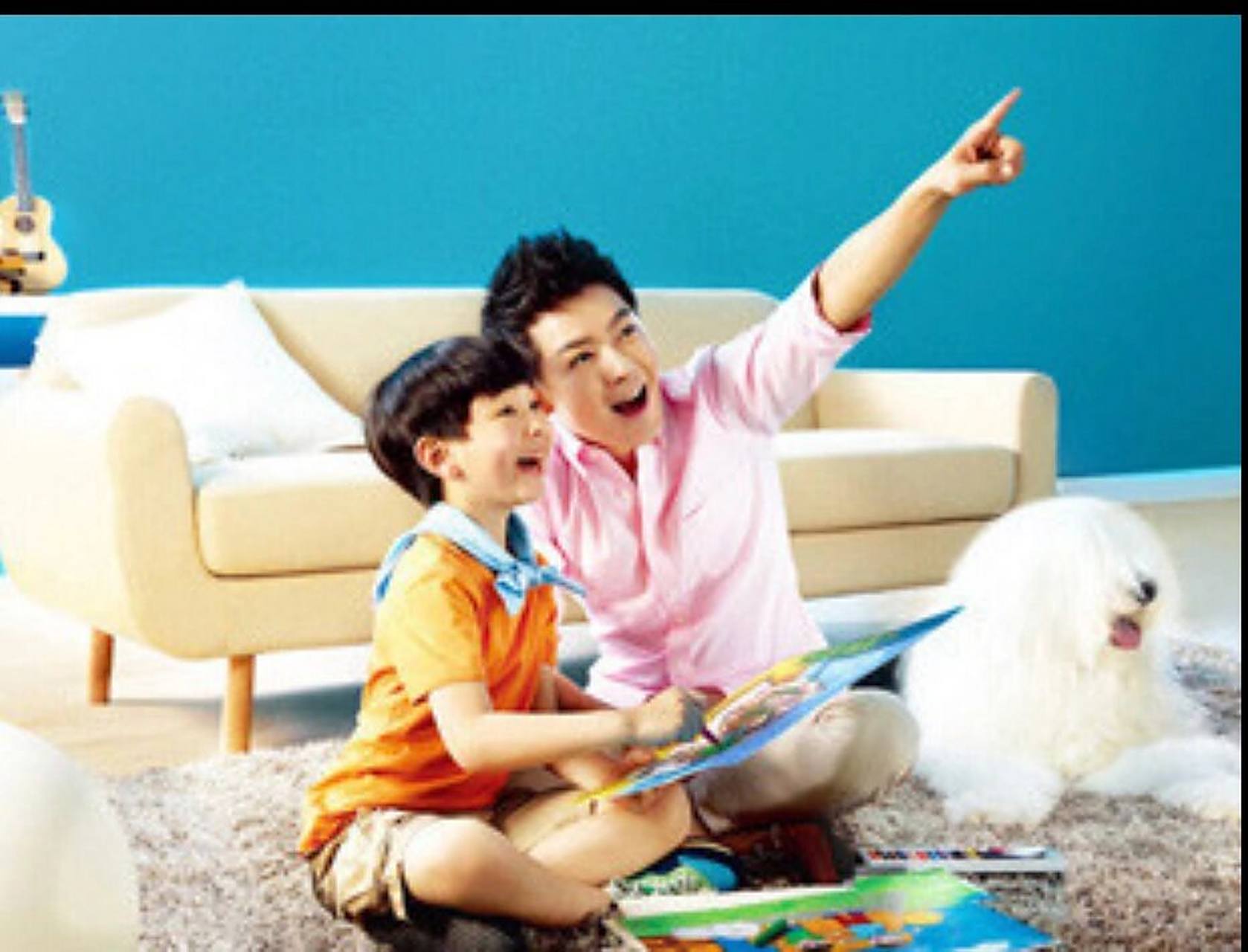 多乐士那个广告太牛了 小孩是吴磊 油漆工是龚俊 爸爸是林志颖 而你们