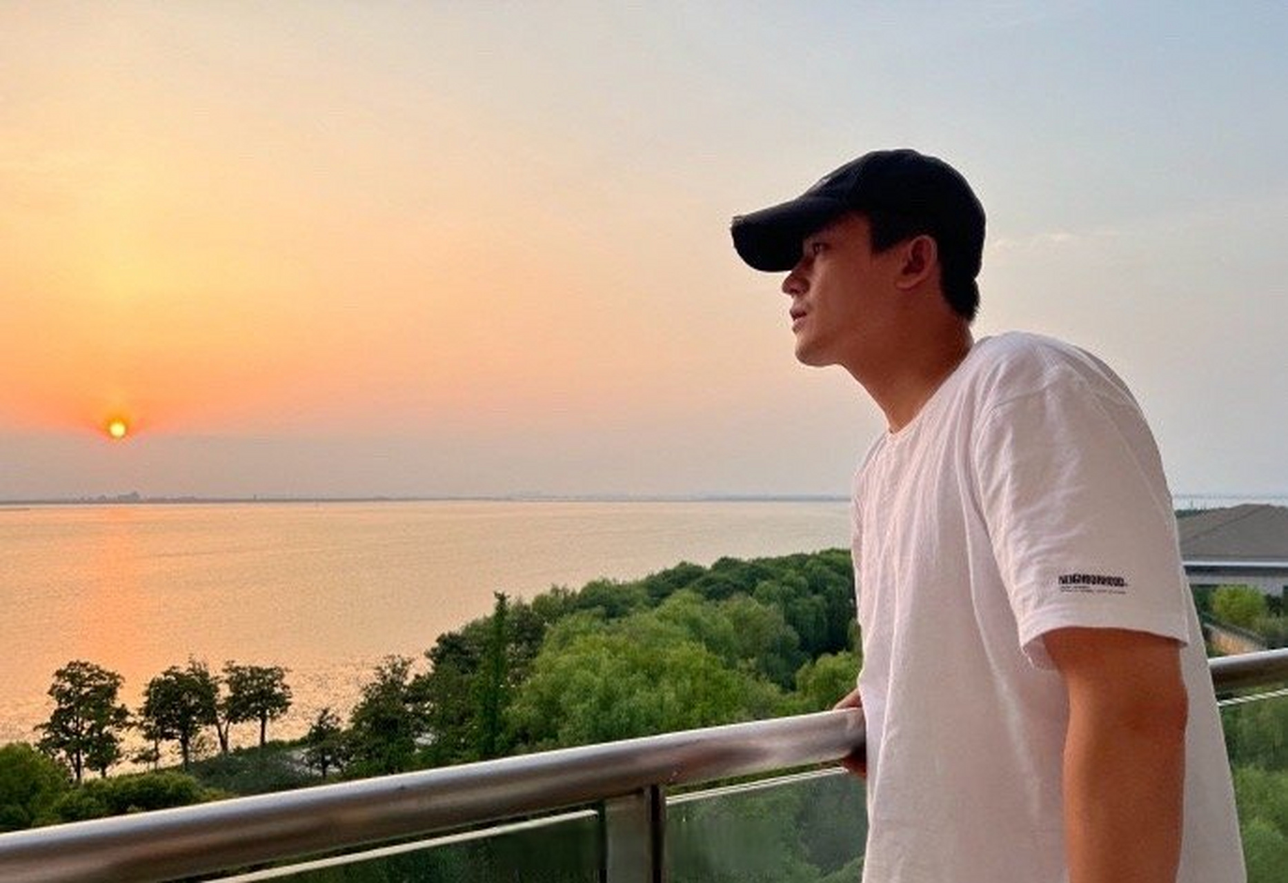 欧豪问瘦了吧#欧豪问瘦了吧,明星真的是说瘦就瘦,这也太自律了吧,是