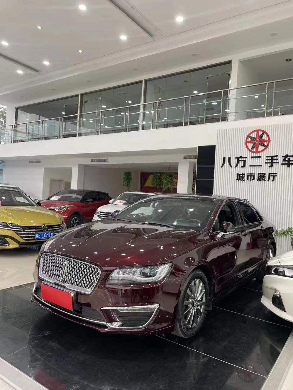 2017年林肯mkz尊享版,全进口墨西哥制造,裸车发票29万多,购置总价不