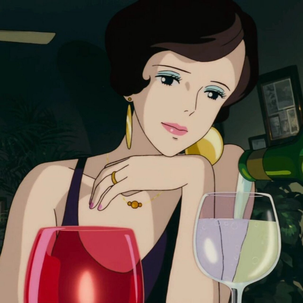 红猪【头像2】吉娜好美 我怀疑吉娜是宫崎骏画笔下最有女人味儿的人物