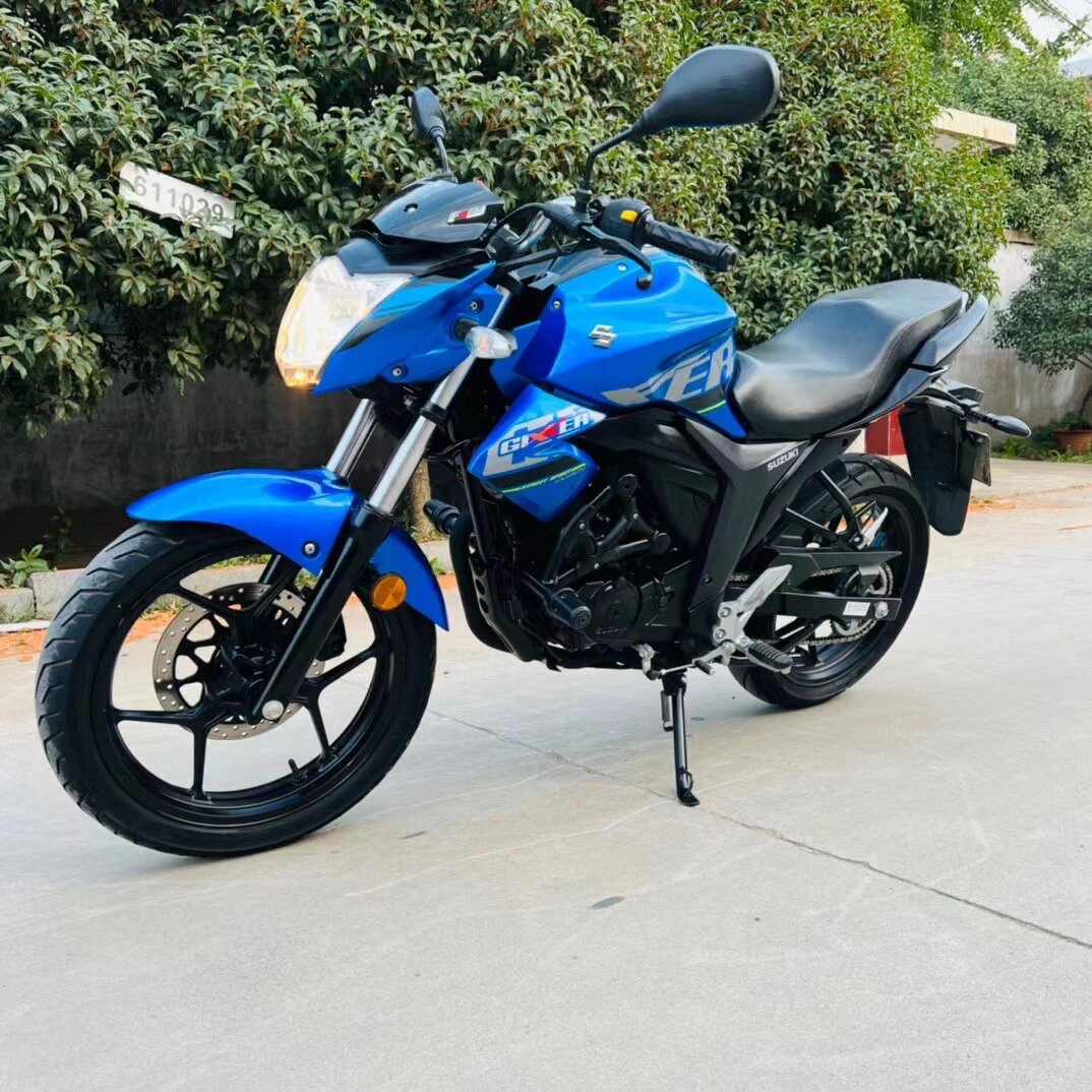 750090 牌证齐全,19年铃木gsx150n运动型街跑,国四电喷,全车原版