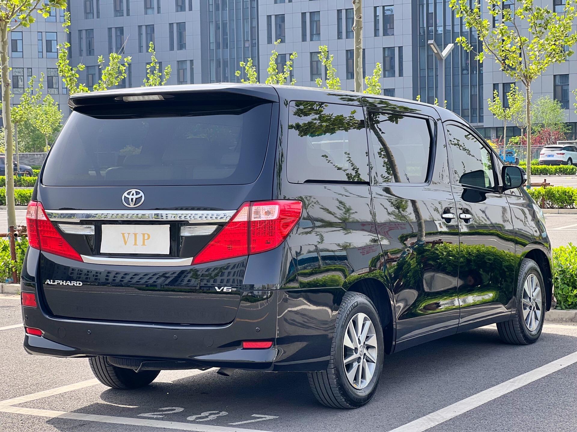 2014年 丰田埃尔法 3.5l 尊贵版.【车辆款型】丰田埃尔法3.