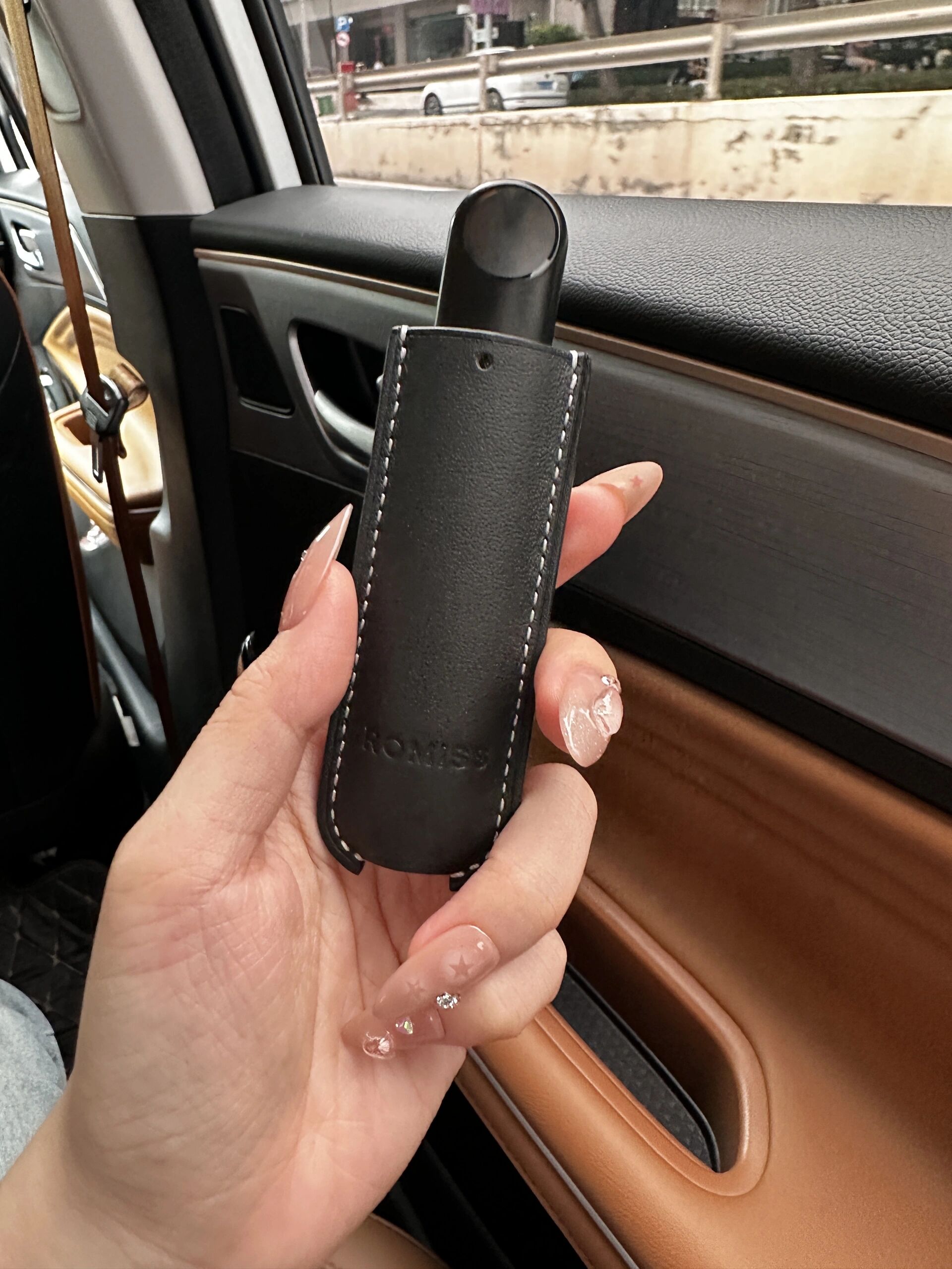 你能想象到最高端的电子烟套75157515 做电子烟套我们也是