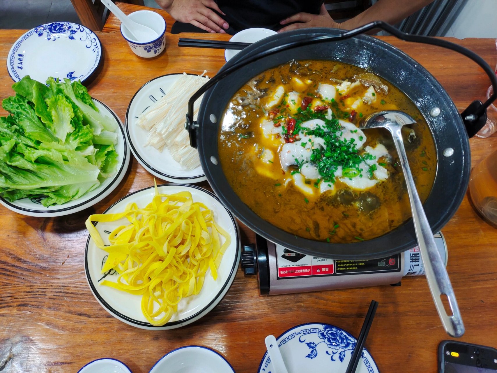 黄冈市英山县四季花海,景区里面有花园,适合拍照,游玩后直接去隔壁泡