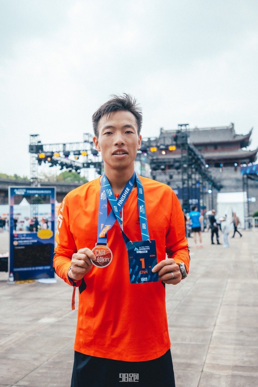 恭喜管油胜获得2023#宁海越野挑战赛#cnh60km男子组第一  #98跑陪你聊