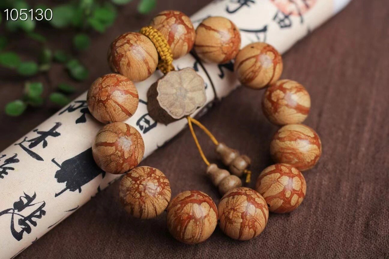 0cm手珠梅花入骨丹:一种稀有名贵的深山老林上百年藤类中药,其纹理