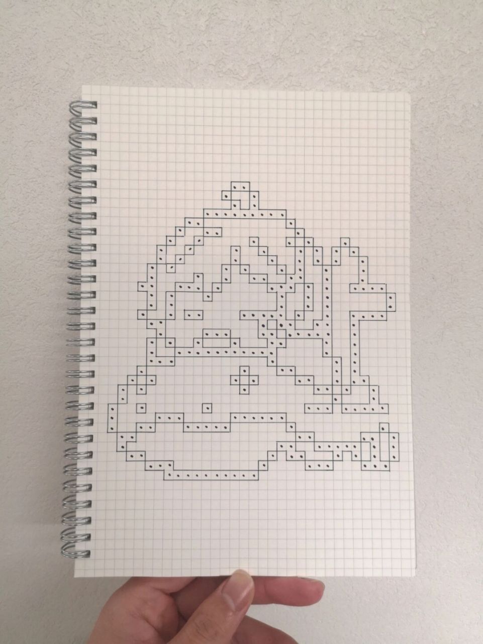 像素画:《王者荣耀》庄周 啦啦啦啦啦 网格本:b5 #庄周# #像素画