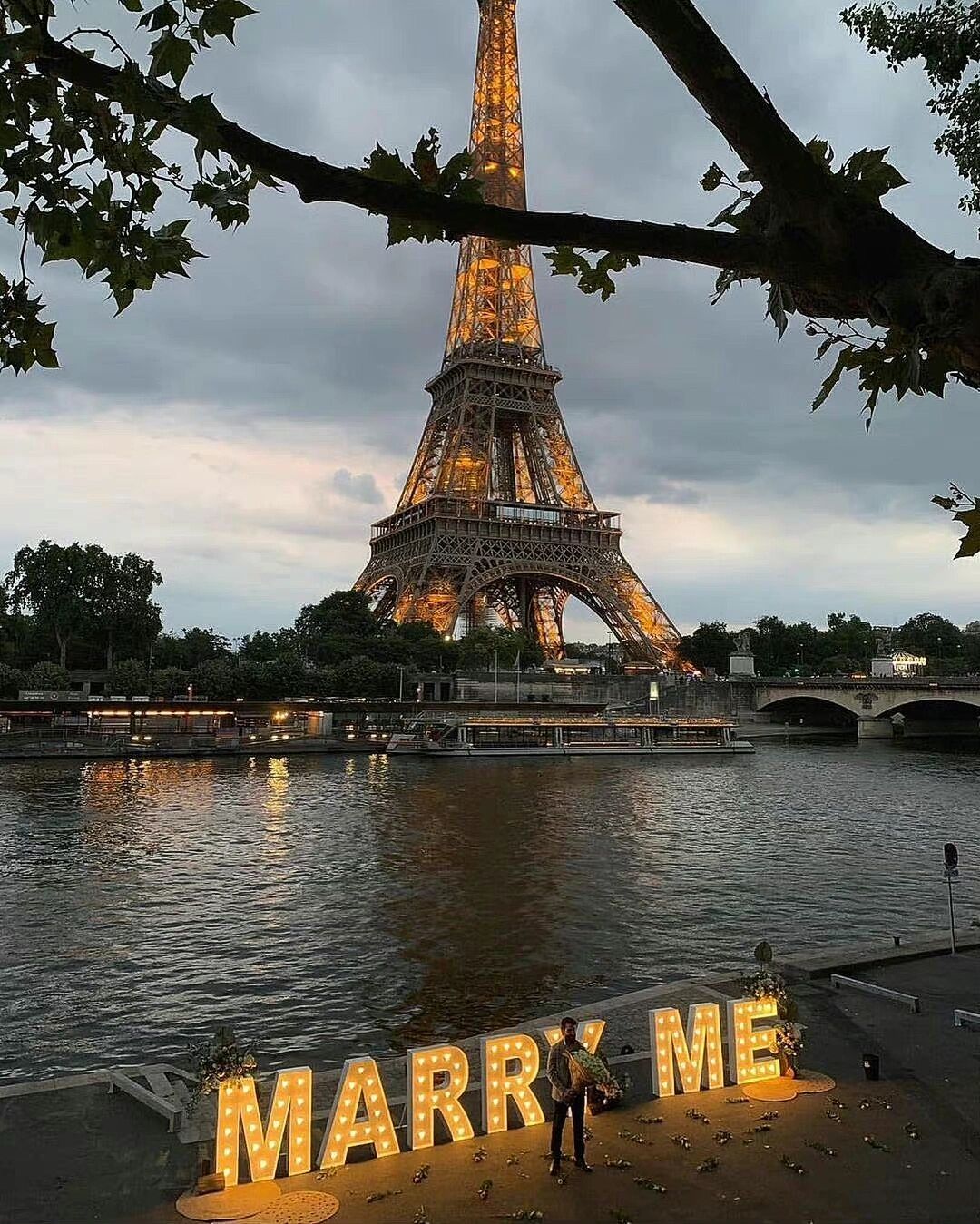 高级感小众的微信背景图