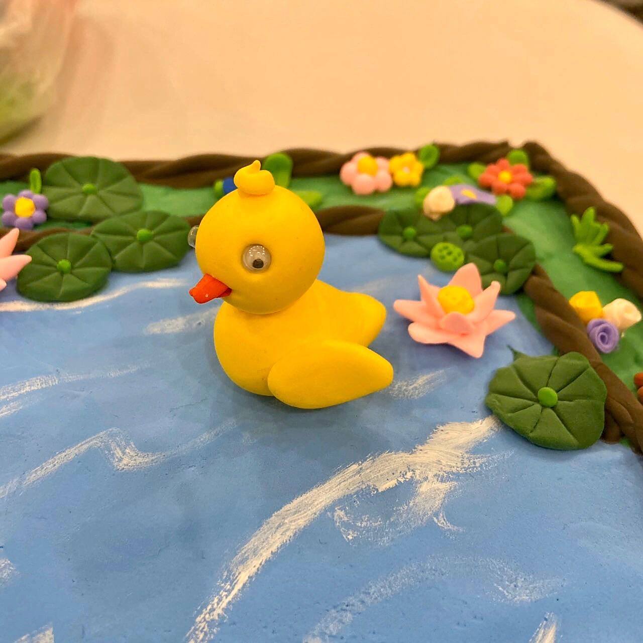 《丑小鸭》 幼儿园寒假作业超轻粘土立体手工作品 童话故事主题