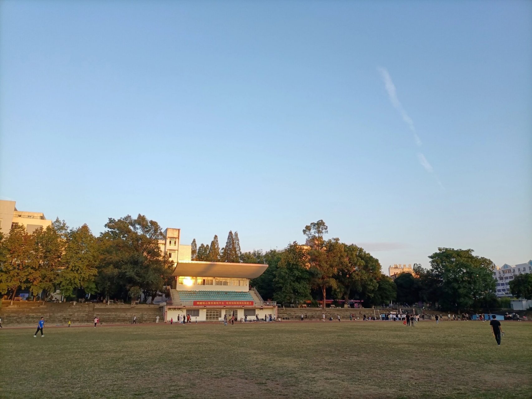 广西师范大学育才校区图片