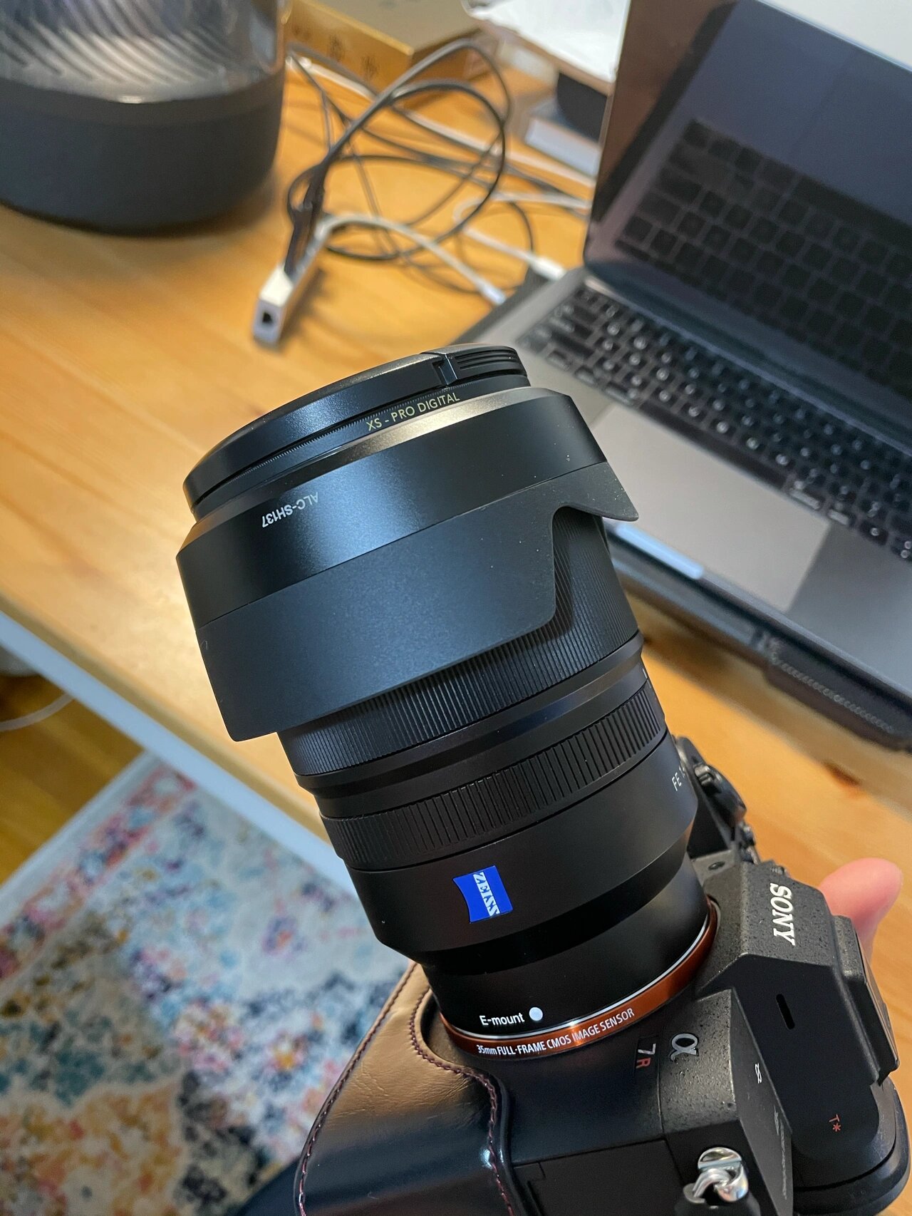 索尼蔡司 索蔡 35mm f1.4 za