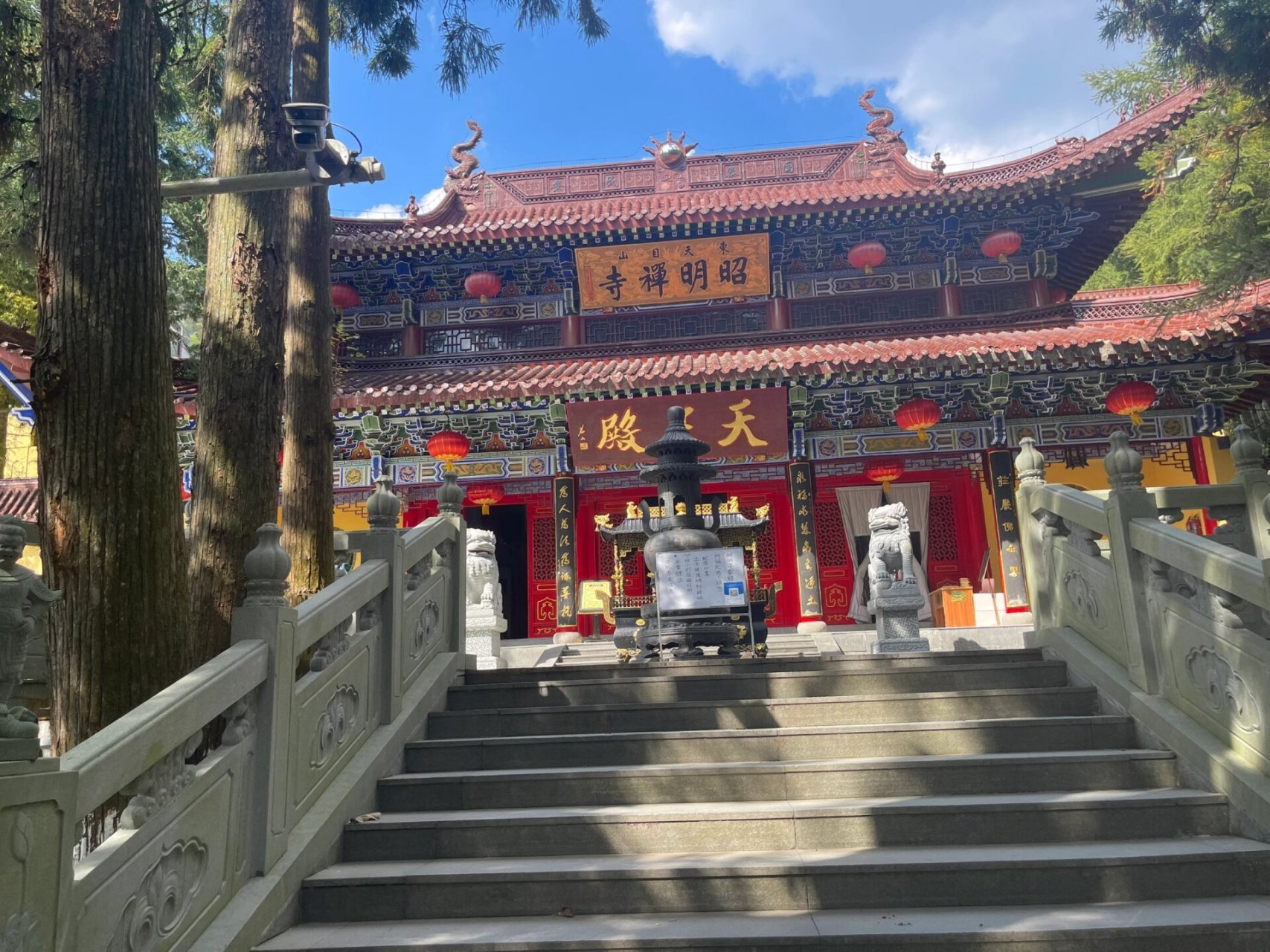 天目山寺庙图片