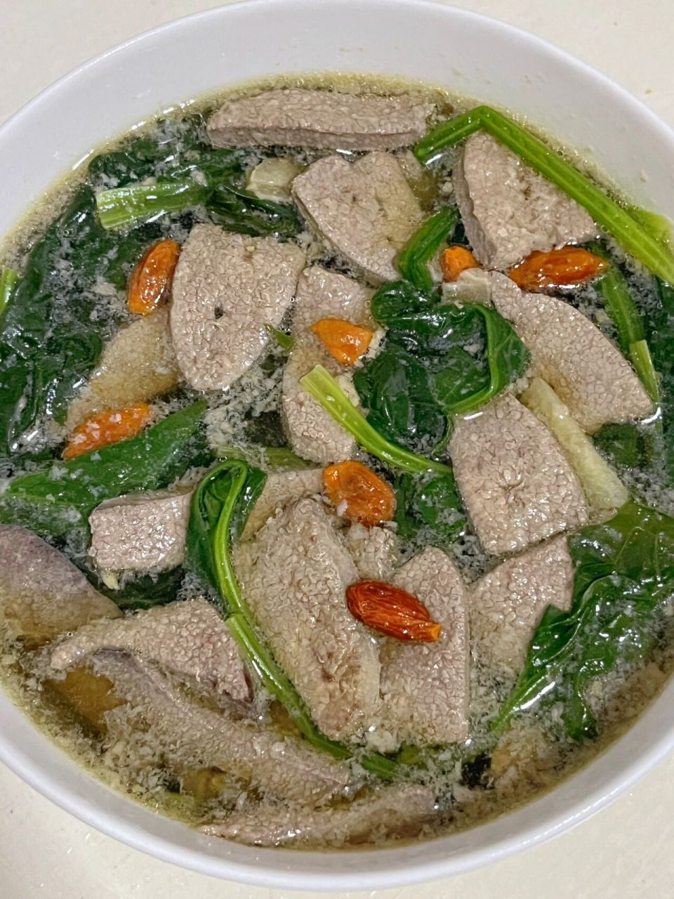 做法很简单的菠菜猪肝汤!