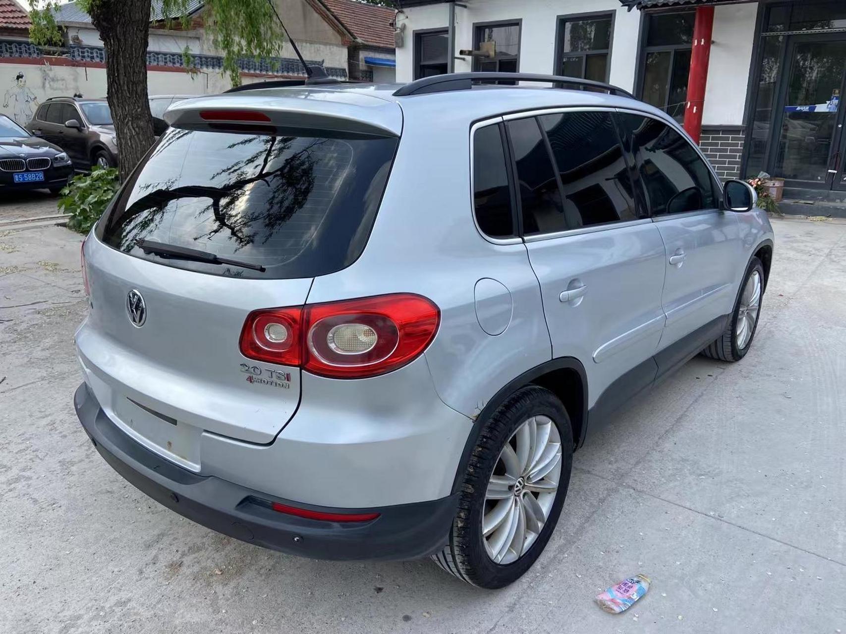 最新到店 11年上牌纯进口大众途威2.