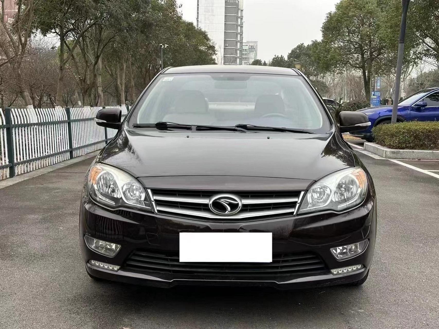 13年东南菱致v5,本地一手私家车,精品车况,前后原版,成色好,正宗三菱