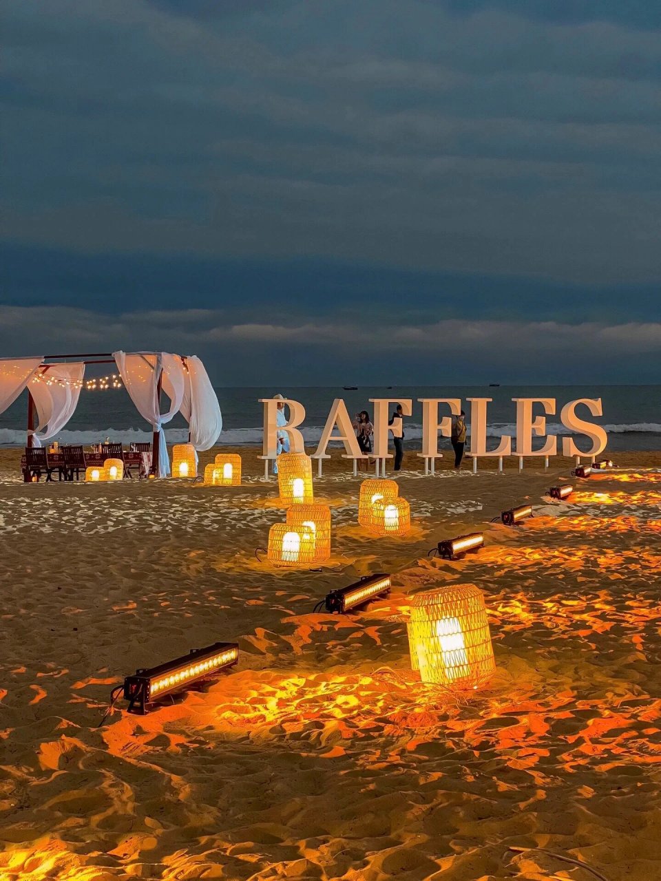 莱佛士酒店 3379/2晚6015梦幻度假胜地 酒店位于英州镇清水湾大道