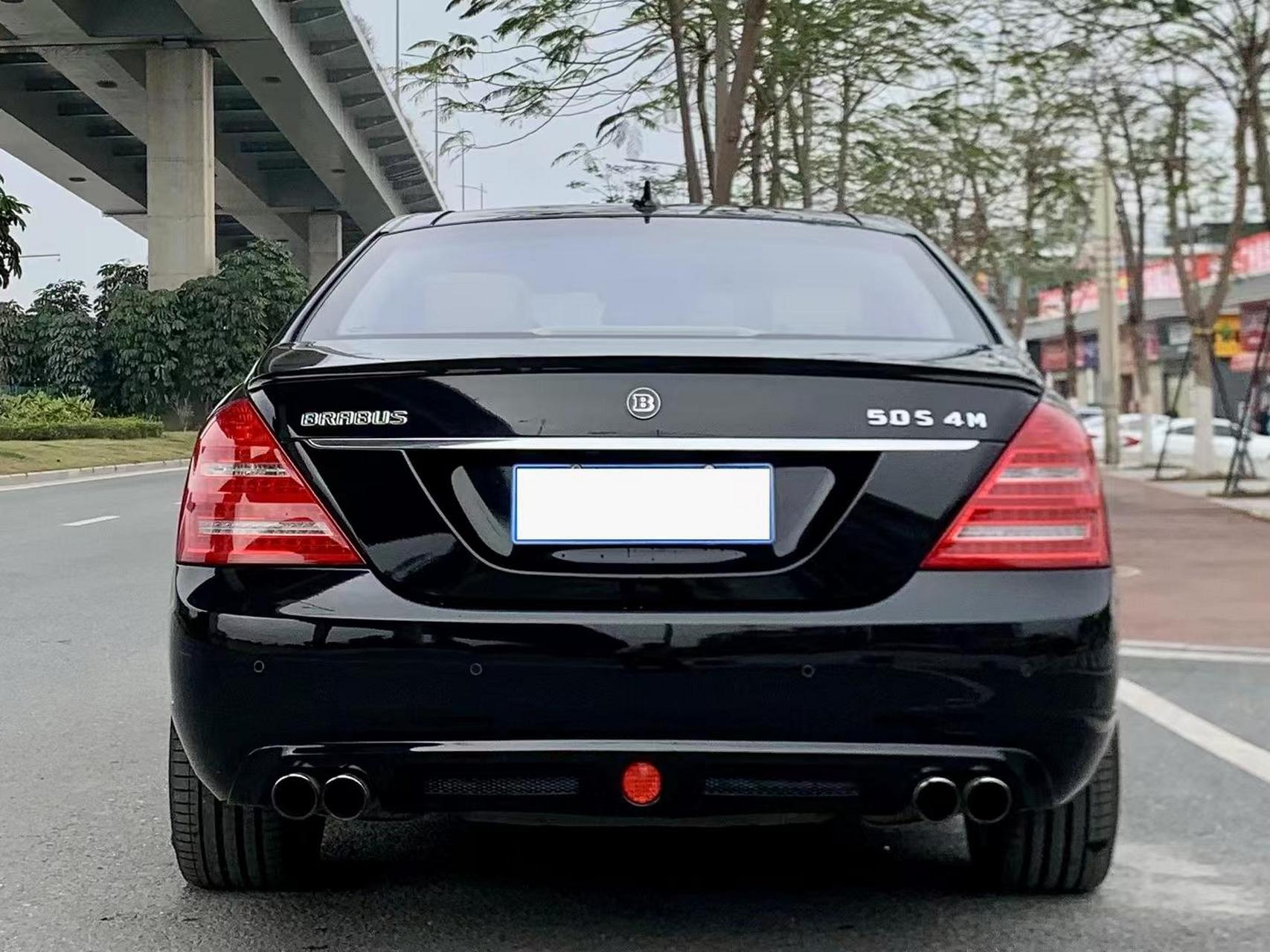 2013年原厂(改装奔驰s)巴博斯,西装暴徒,50s 4m,全原装素车4.