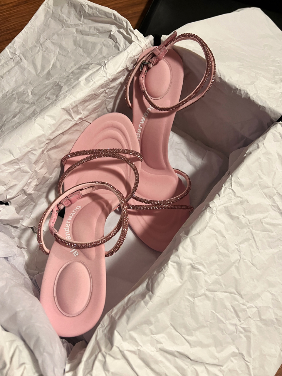 10cm的粉钻sandals太爱了 希望夏天快快来