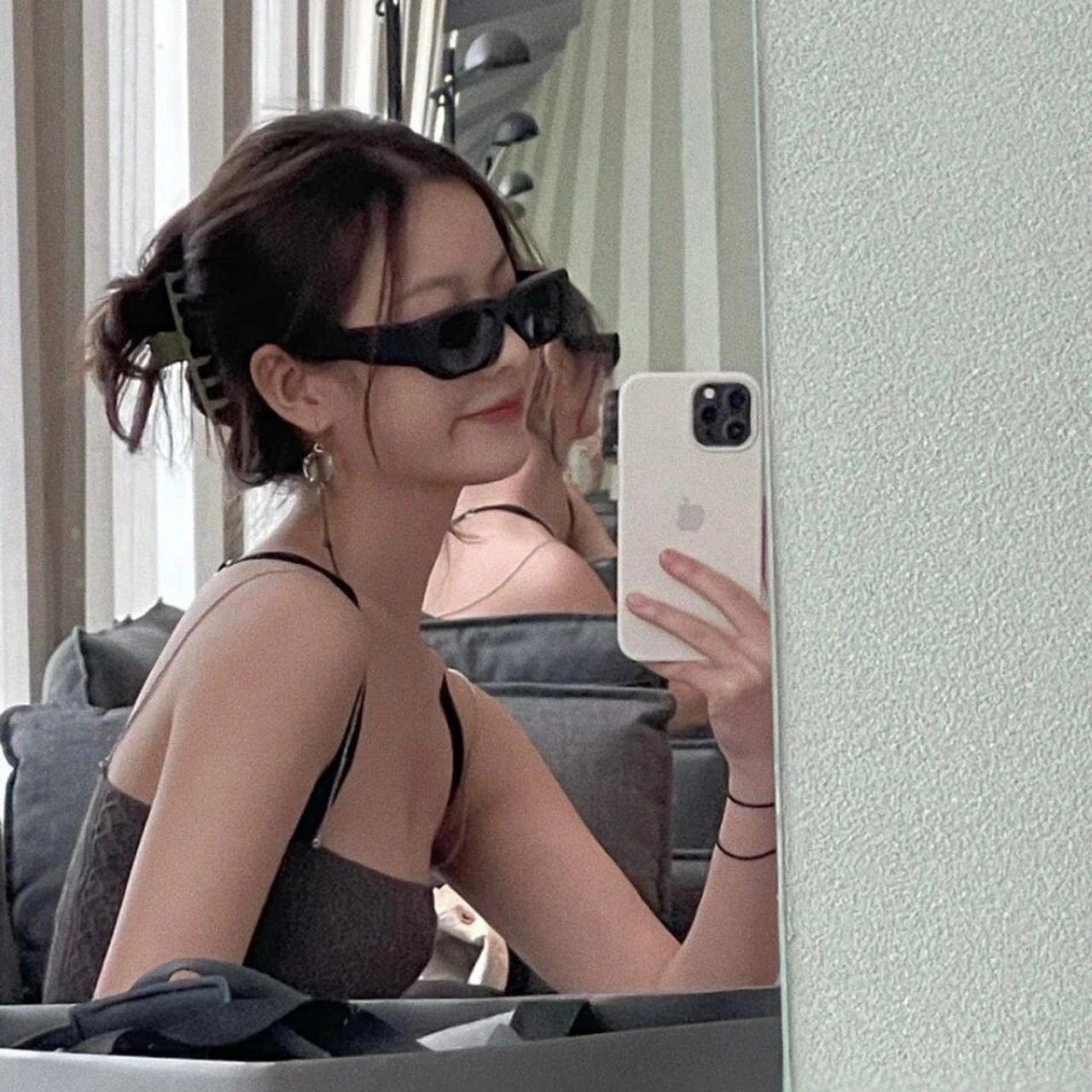 女明星头像第66615弹 李庚希        "我是乔英子" "英子 开门 我