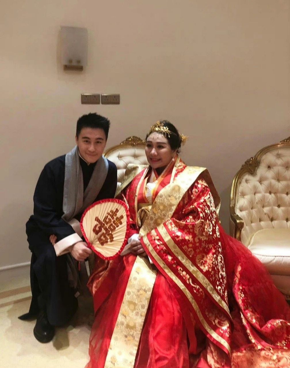 赌王女儿何超盈嫁妆 大写的土豪 #何超盈嫁妆# 何猷君姐姐结婚的时候