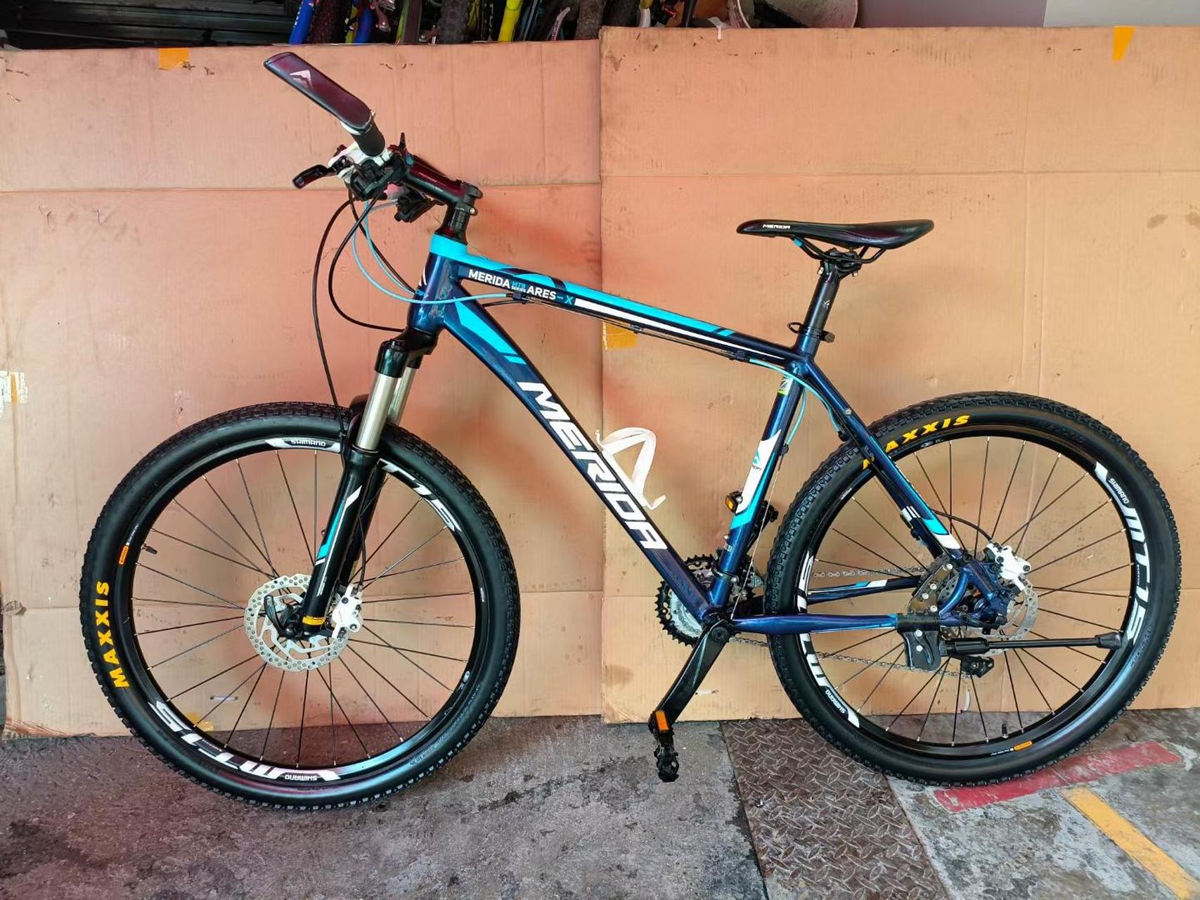 美利达战神Ⅹ,前后双油碟30速,车架19寸,成色很新很好,1900