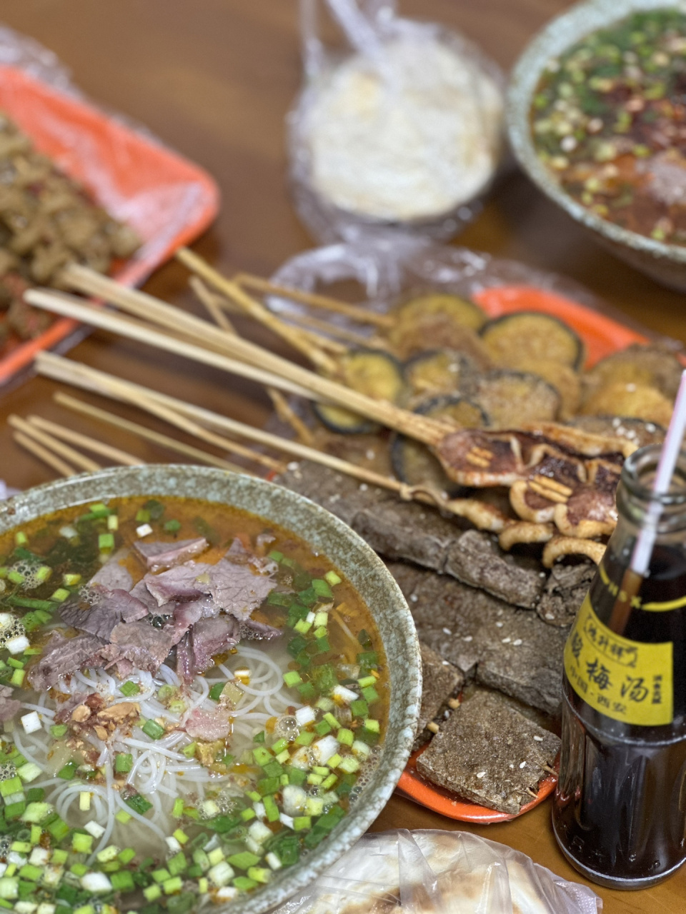 宜阳美食探店第二弹 化肥厂米线今日探店,人特别多,米线90没什么