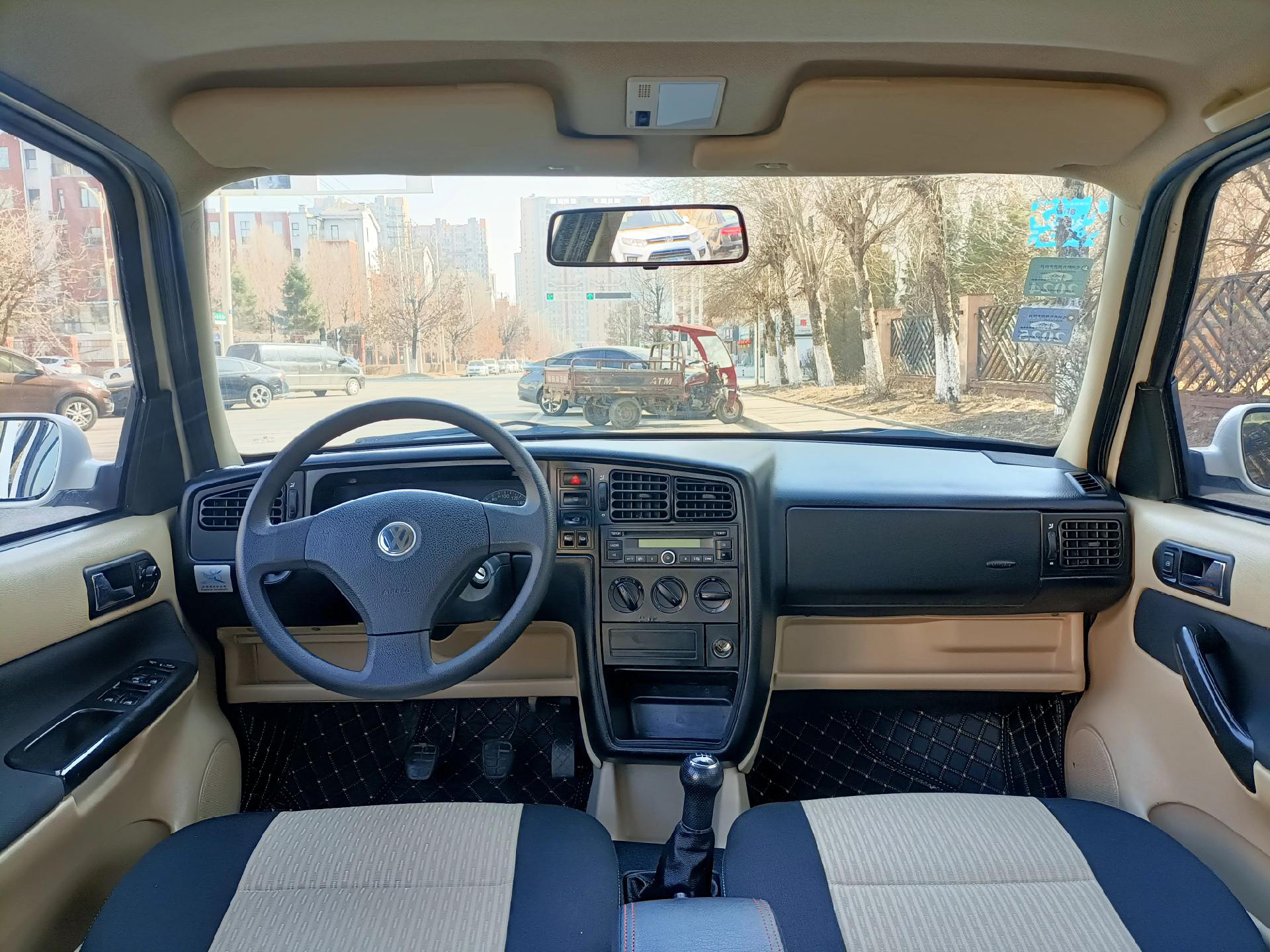 捷达前卫百万纪念版手动挡1