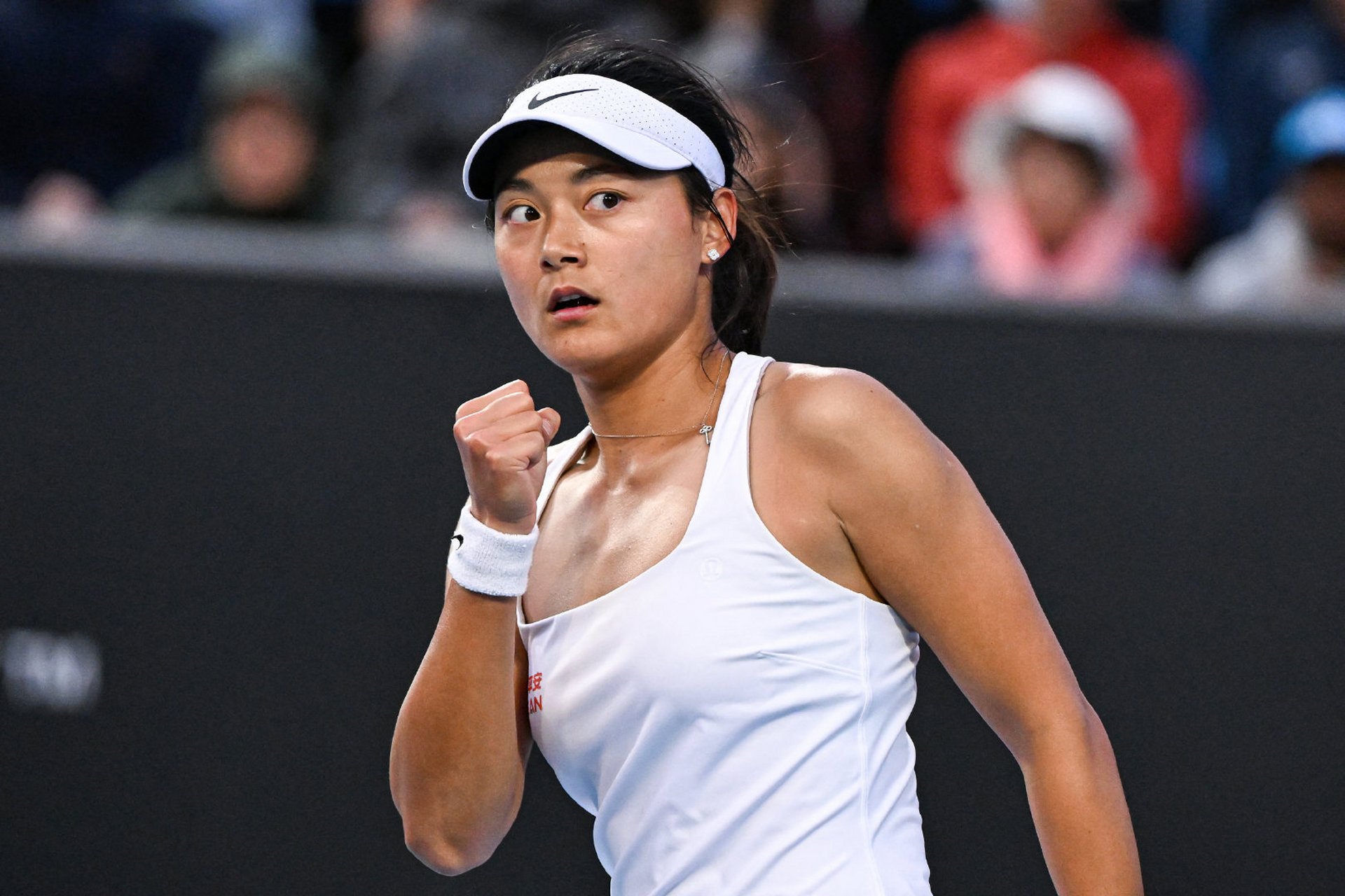 王雅繁晋级大满贯32强  98#澳网2024#女单第二轮,王雅繁stand爱up