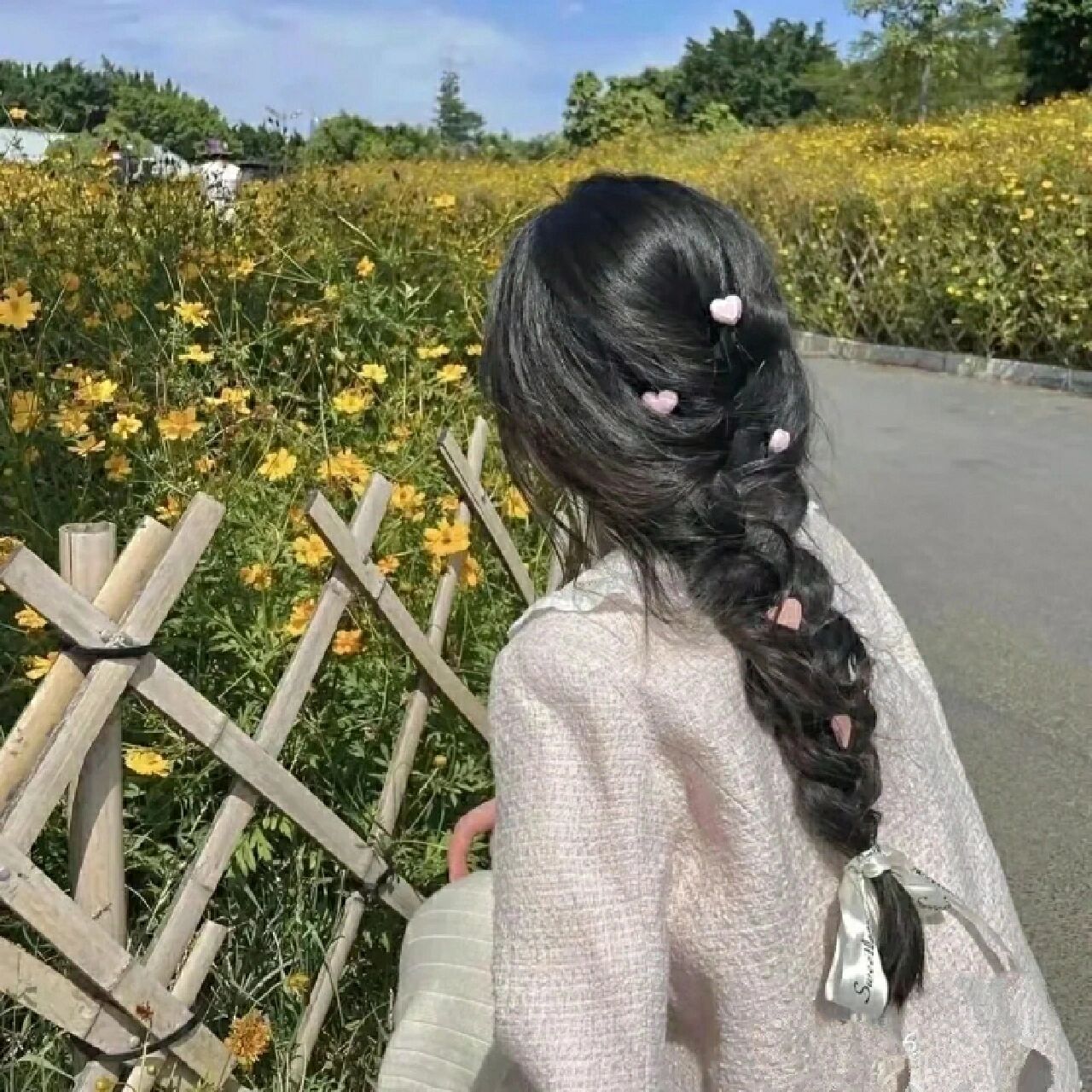 真人女生头像   单人不露脸93