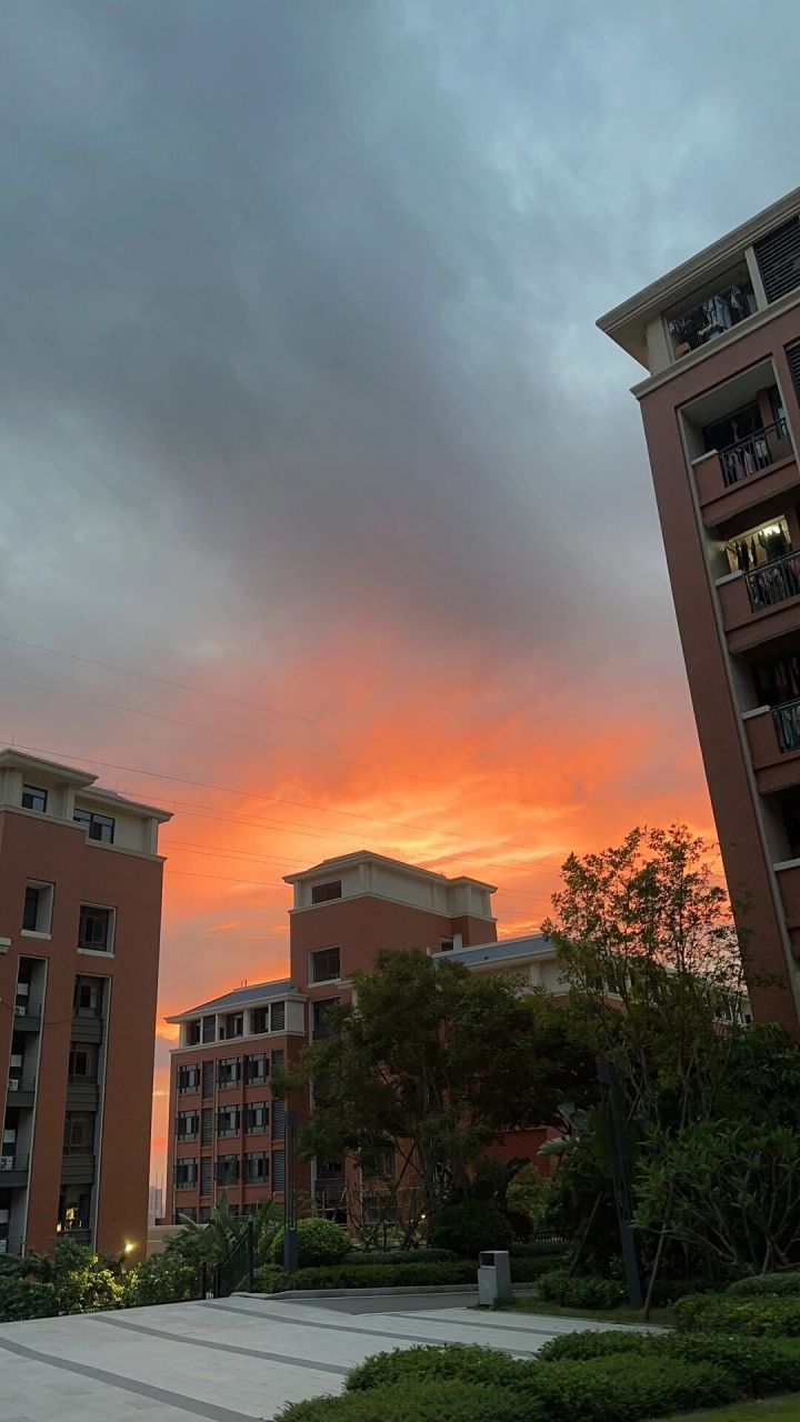 发现相比前几年来说,现在很少人推荐阳光学院,或许学费是一个考虑的