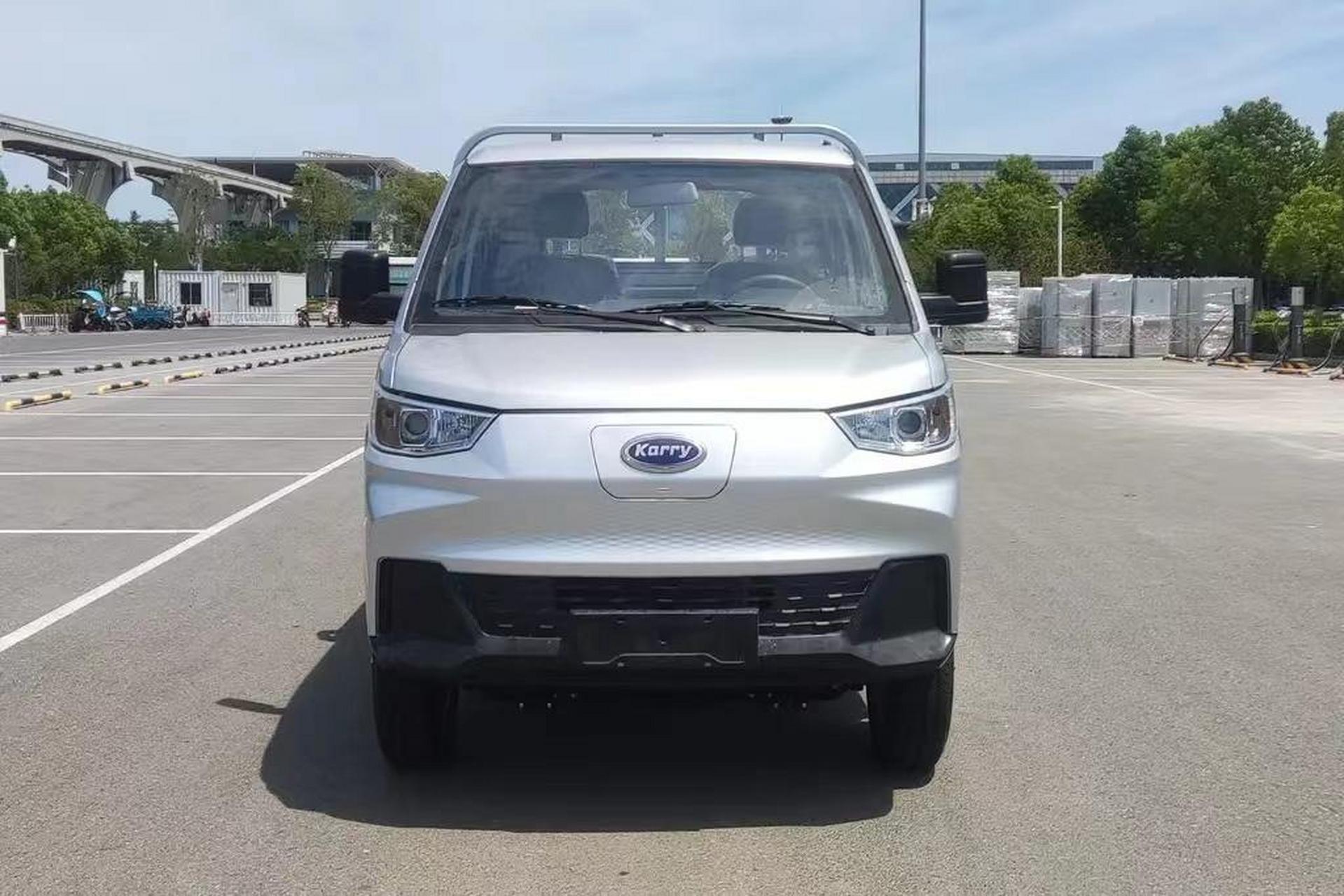 3.8米中货它来了,纯电续航251,4.3吨的大梁设计,能装能拉能抗造拉货