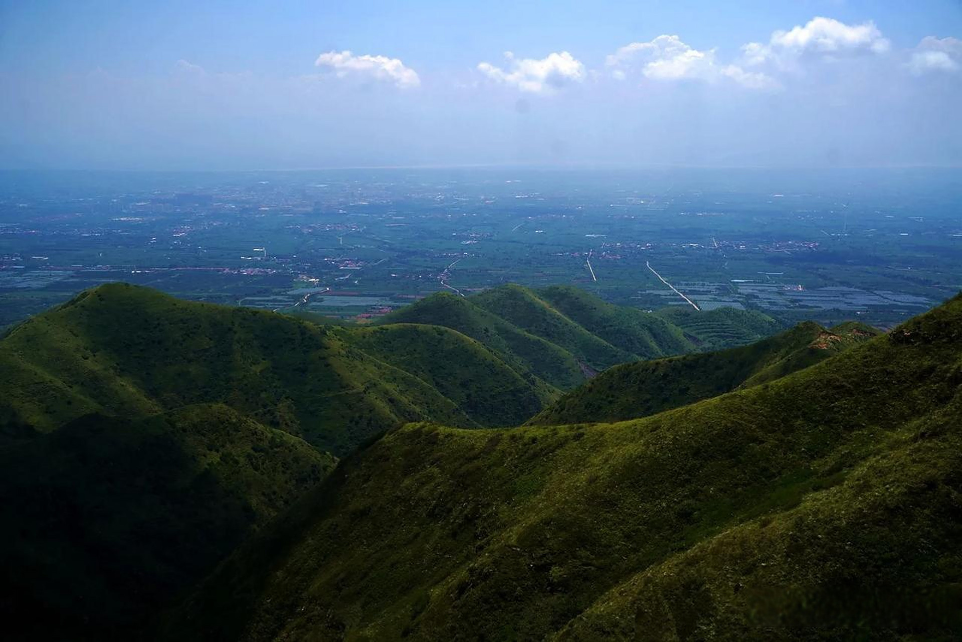 山西省永济市和芮城县交界处中条山里,生活着一群来此湖北的移民后代