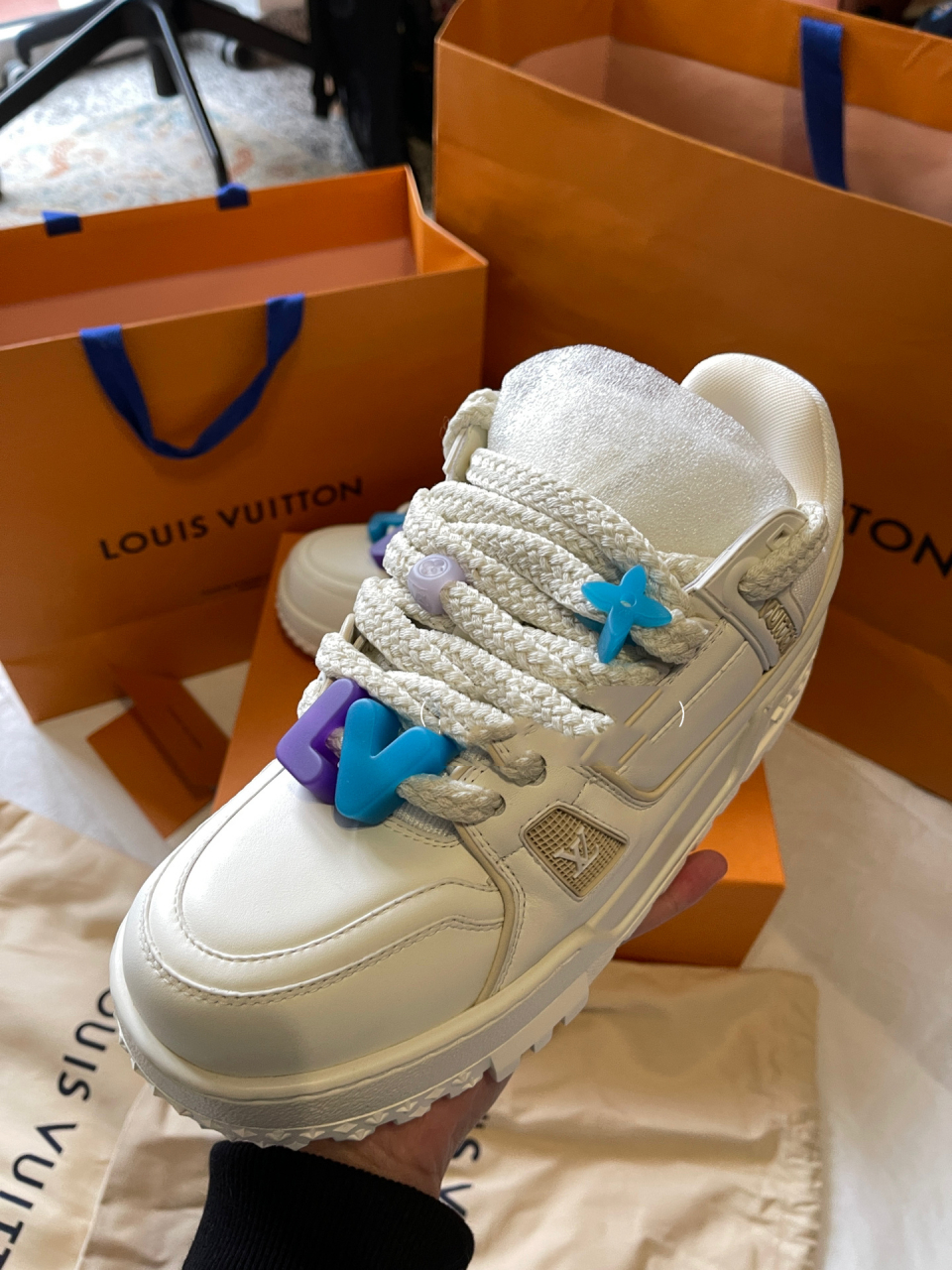 lv秀款胖trainer92面包鞋 有5/6/6/7码 7979797979