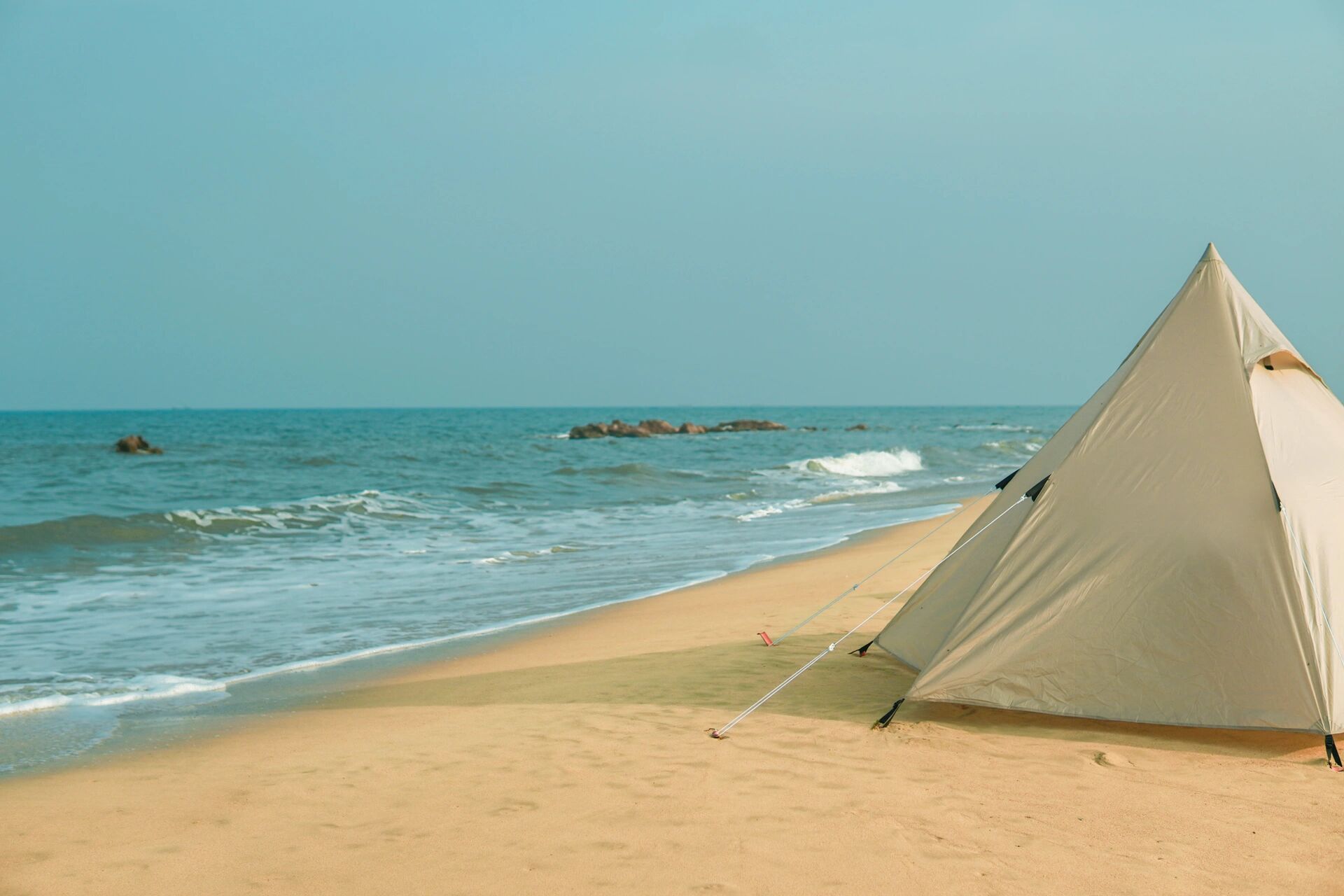 无人的绝美海滩快冲 91可能大部分人来到青岛的黄岛都会去金沙滩