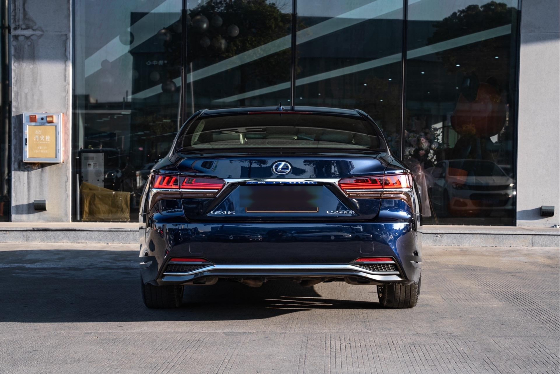 2020款 雷克萨斯ls 500h 行政版 带凌光切子,鹤羽折布,2020年8月上牌
