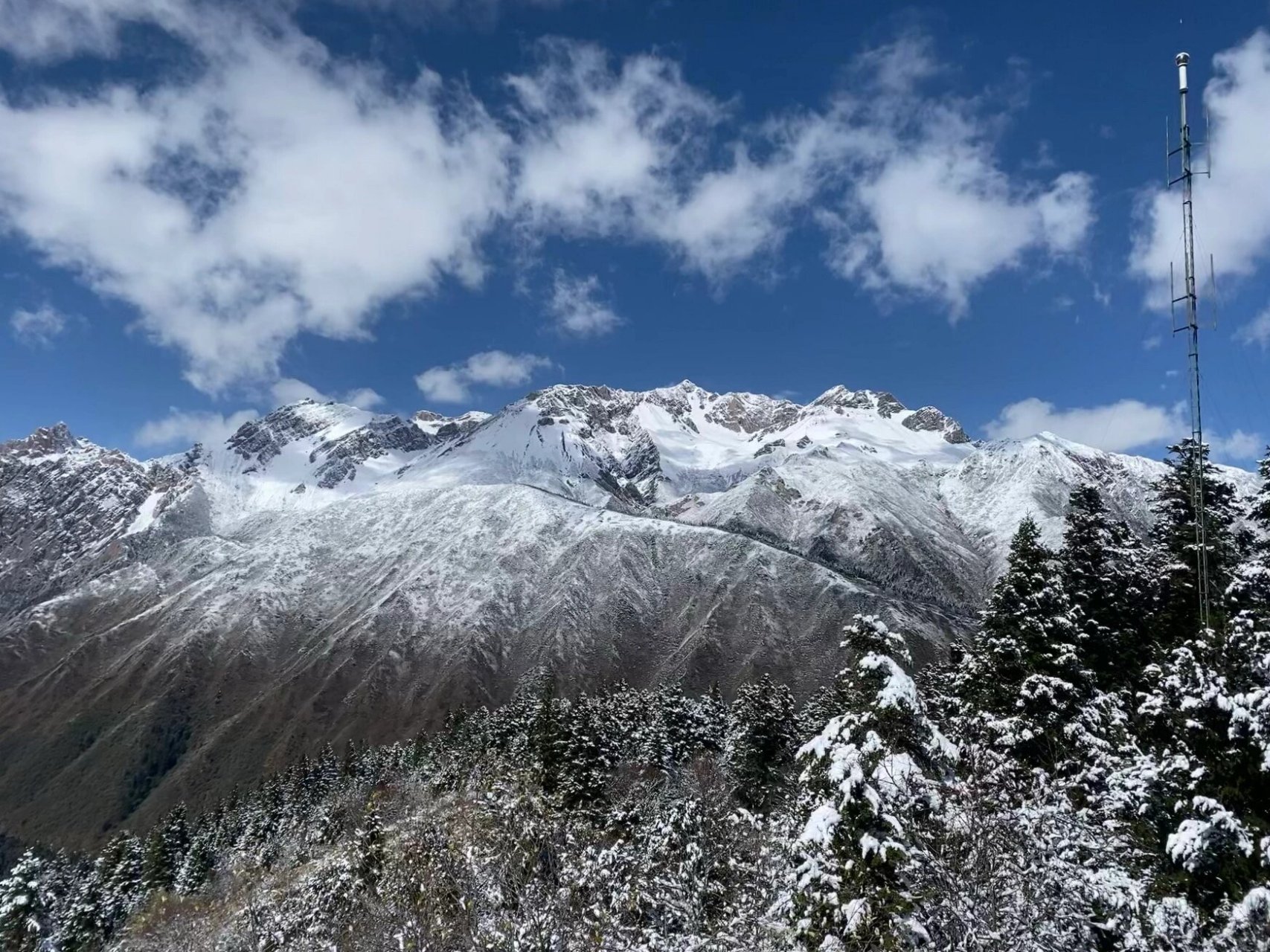 黄龙山景区一日游 交通06:九寨沟口长途客运站7915黄龙返川主寺