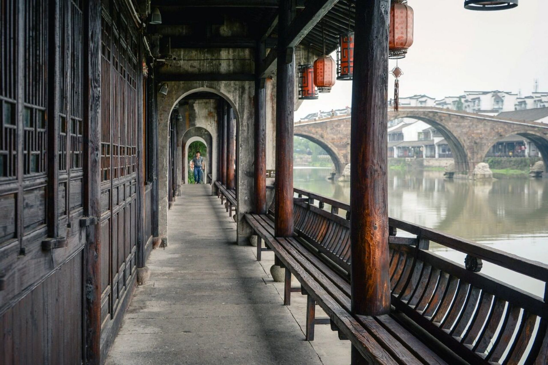 500岁的古桥,杭州周边最有名的一座 广济桥,位于杭州塘栖古镇.